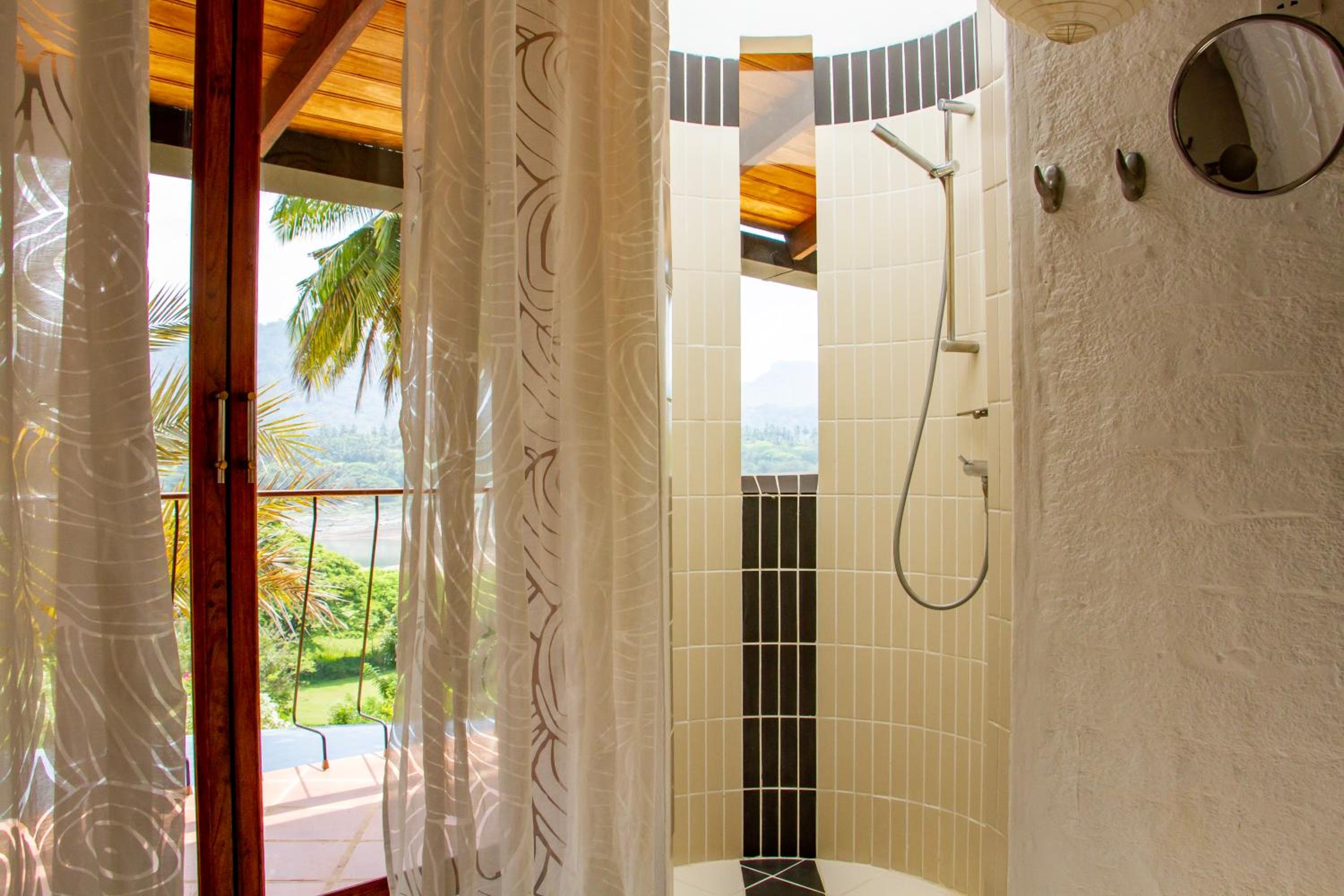 Bougainvillea Retreat