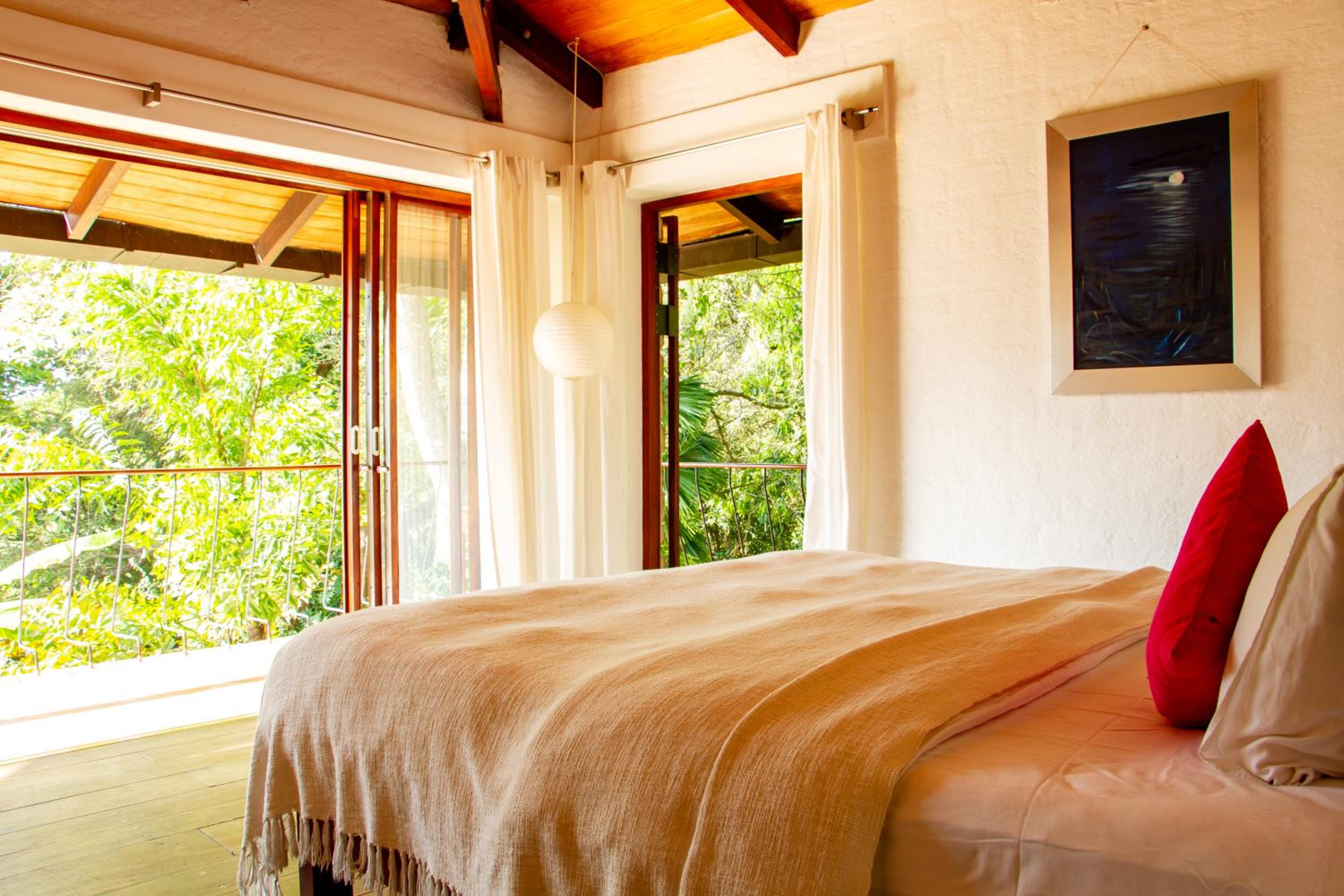 Bougainvillea Retreat