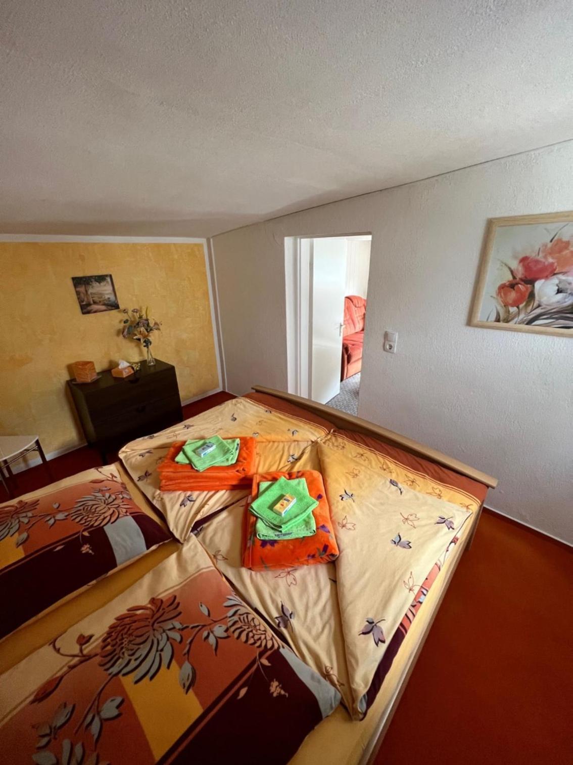 Ferienwohnung -IN LAPIDE REGIS-