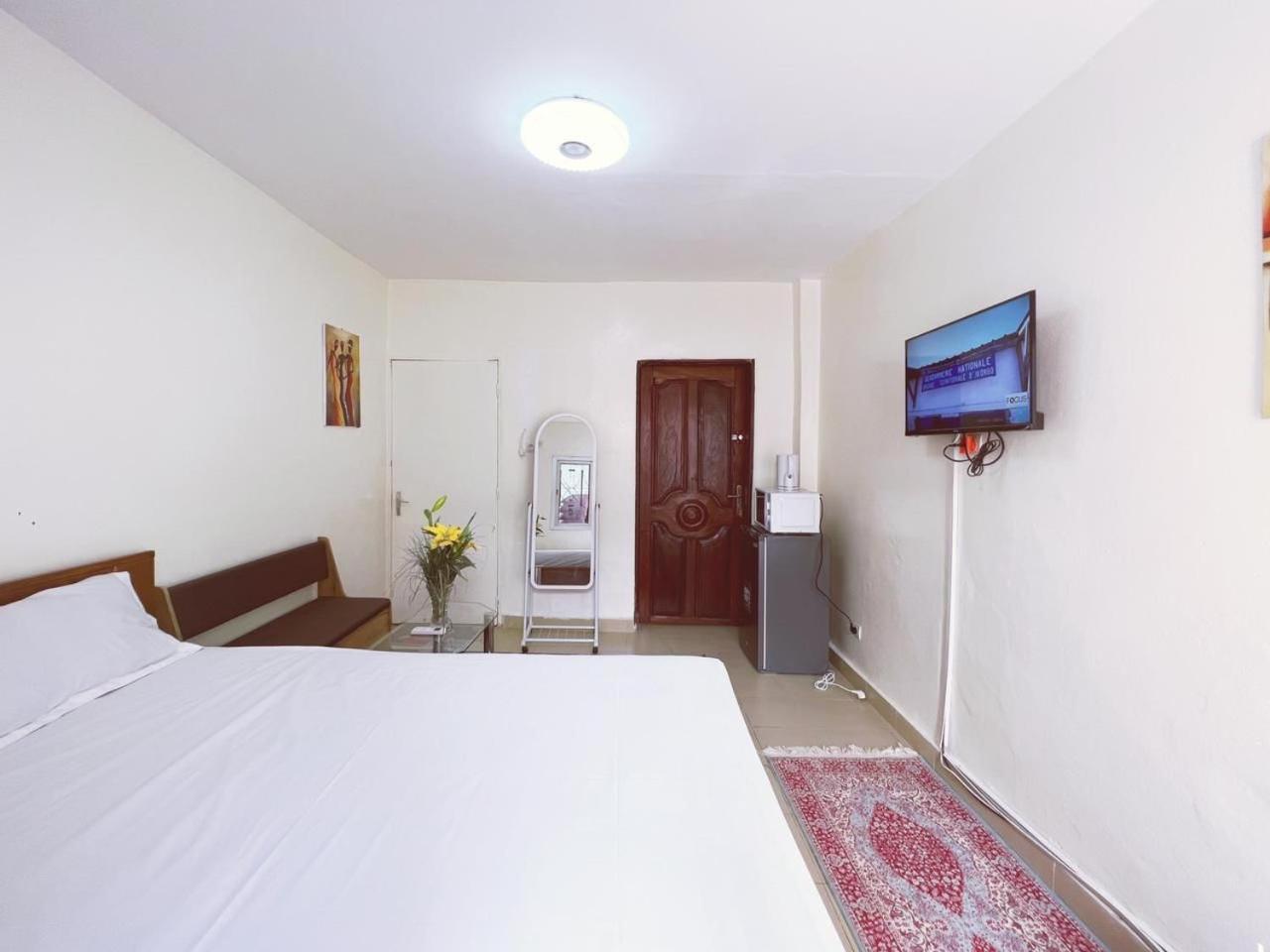 RESIDENCE Kane Diallo- appartements élégants et centraux à Dakar view 4