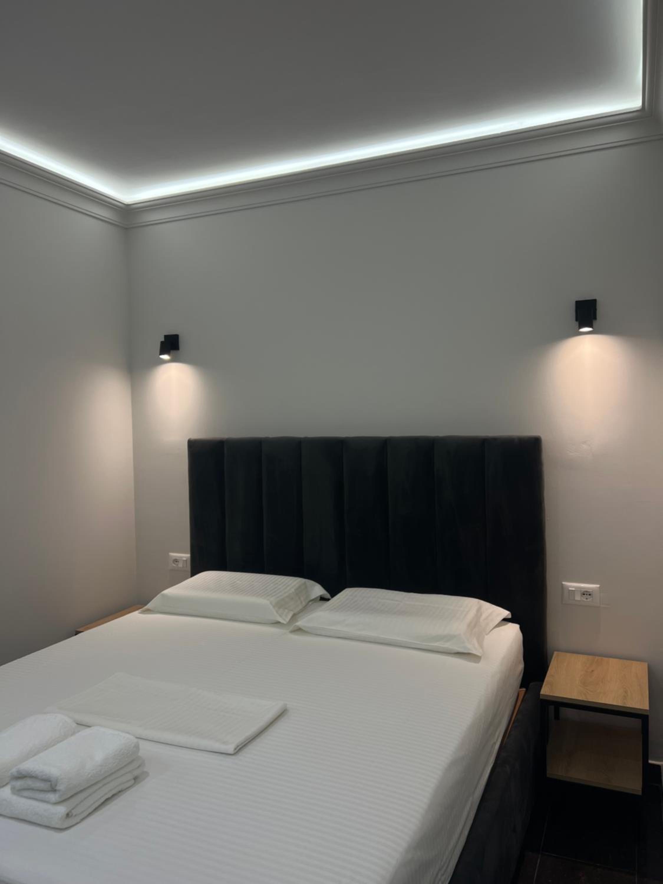 Checkpoint Tirana Apartments