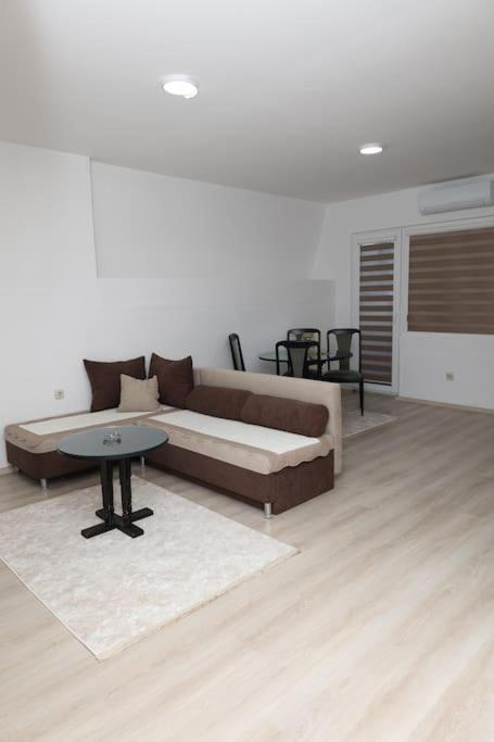 Gramosli Apartment view 5