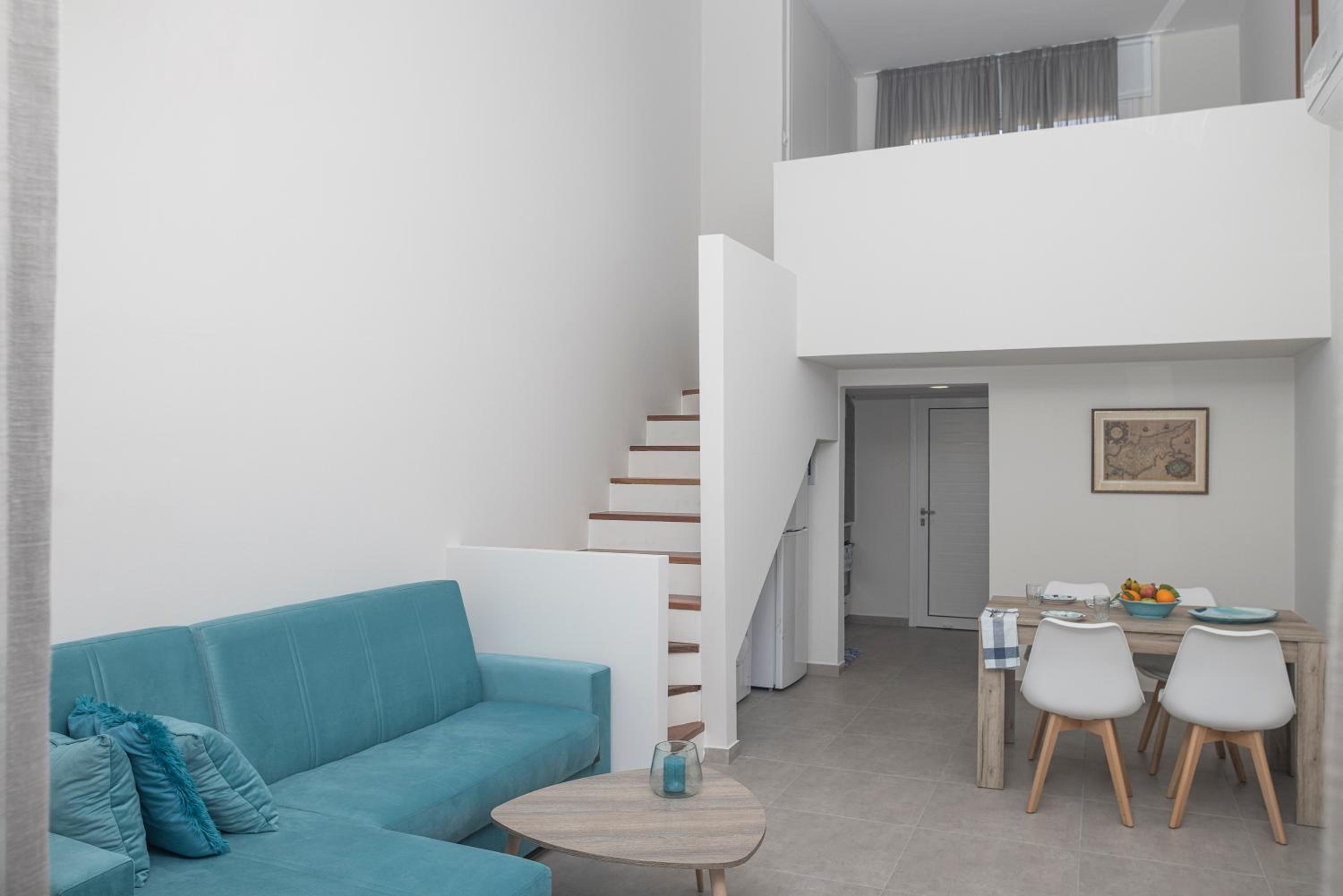 Lovely Studio by the Beach