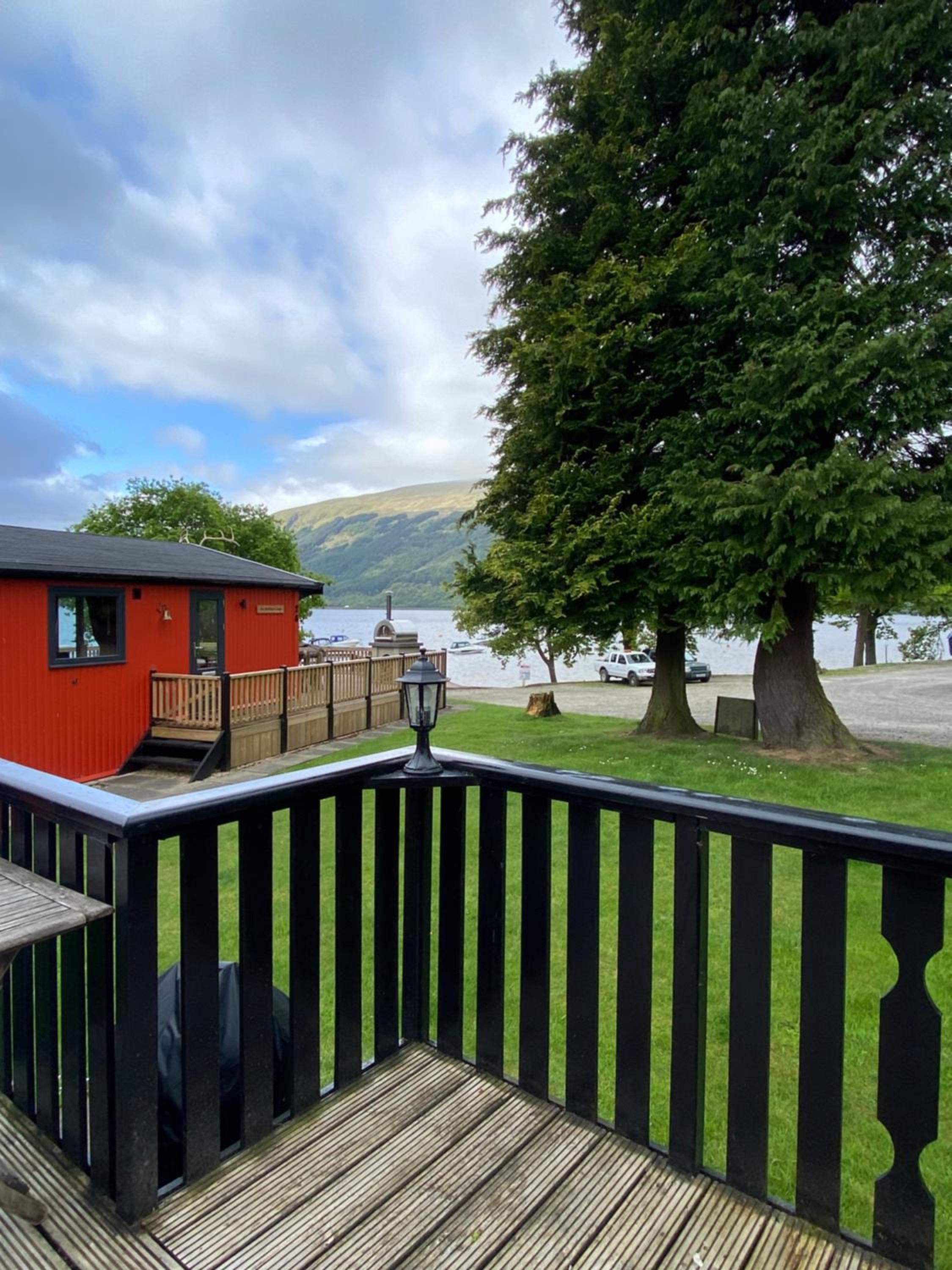 Cozy Loch Lomond Lodge 27, Rowardennan view 4