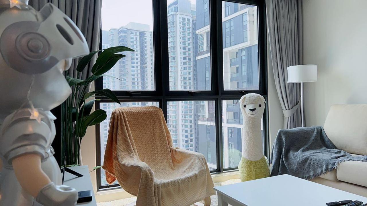 TheOoak suite 4pax cozy home stay @mont kiara