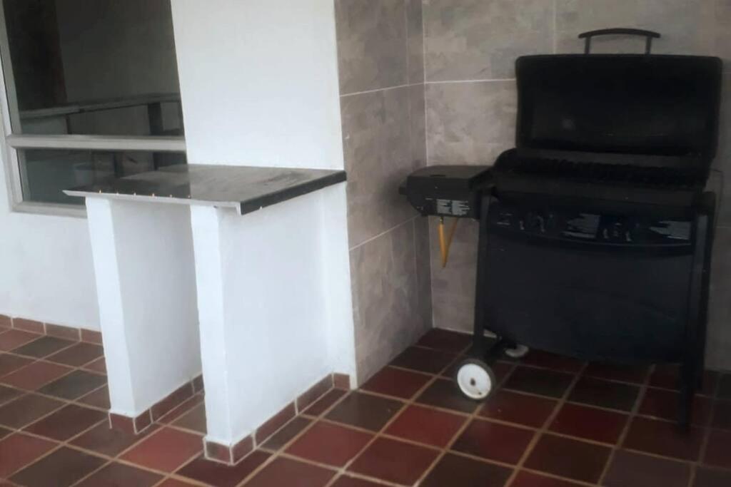 Cozy lakefront House for 6 (Guatape dam)