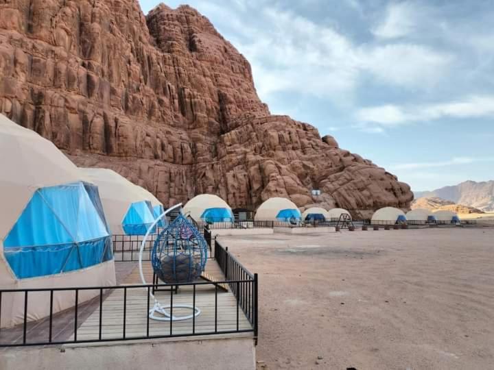 Sami Al Muzna Rum Camp
