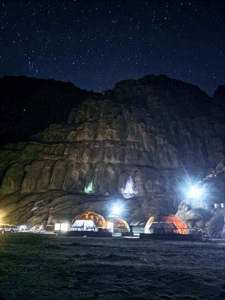 Sami Al Muzna Rum Camp