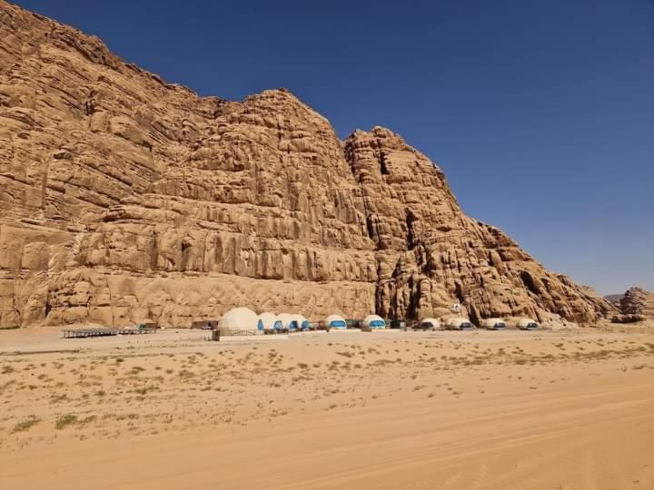Sami Al Muzna Rum Camp
