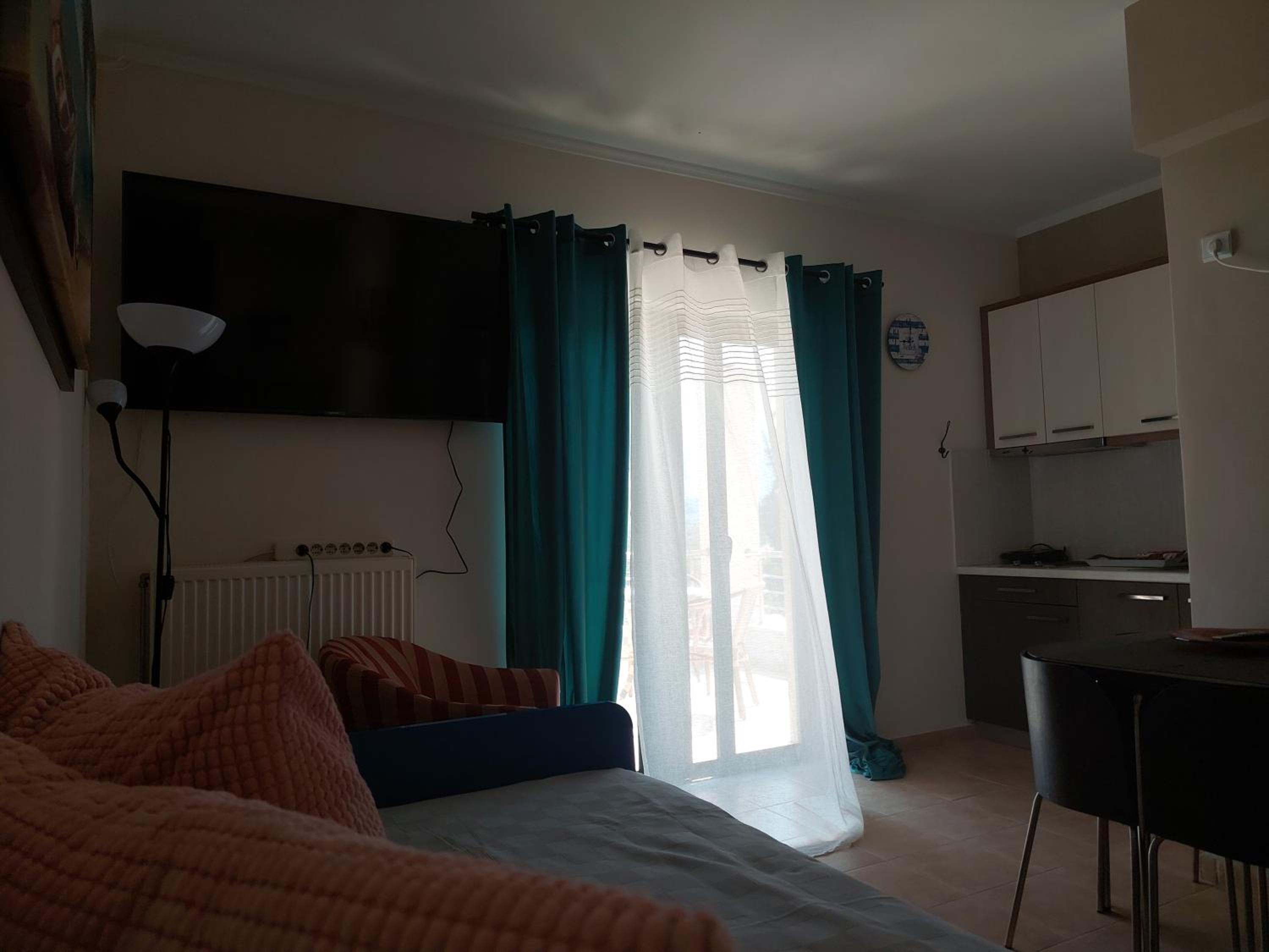 Villa Avra
