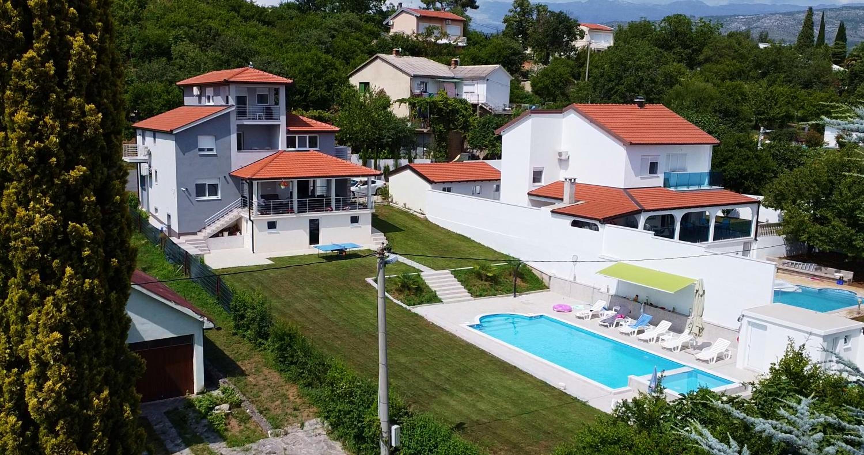 Villa HS - main view