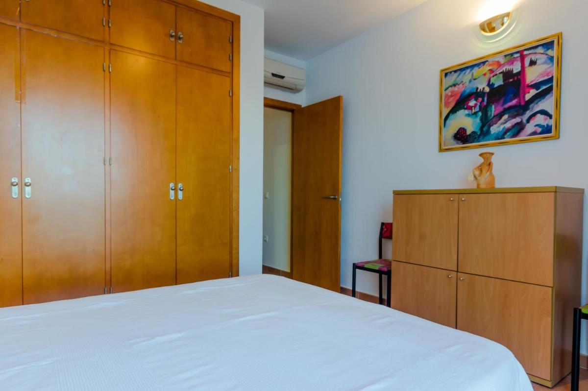 Apartamentos O2 Conil