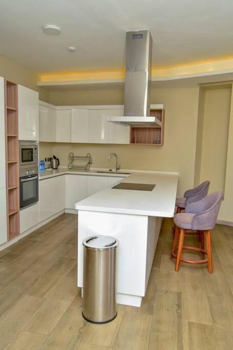 Zuri Residence