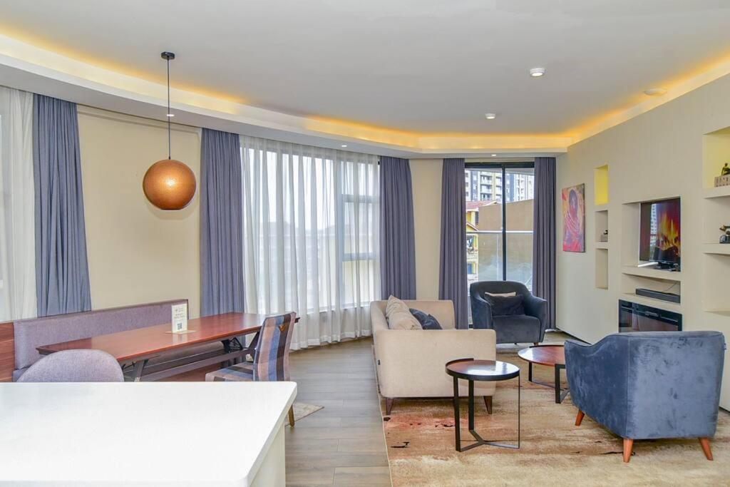 Zuri Residence
