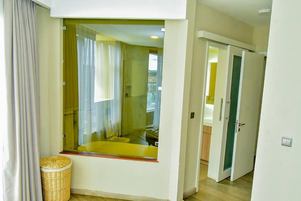 Zuri Residence