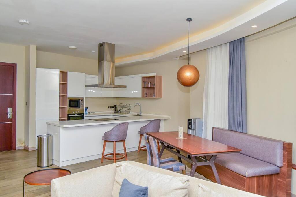 Zuri Residence