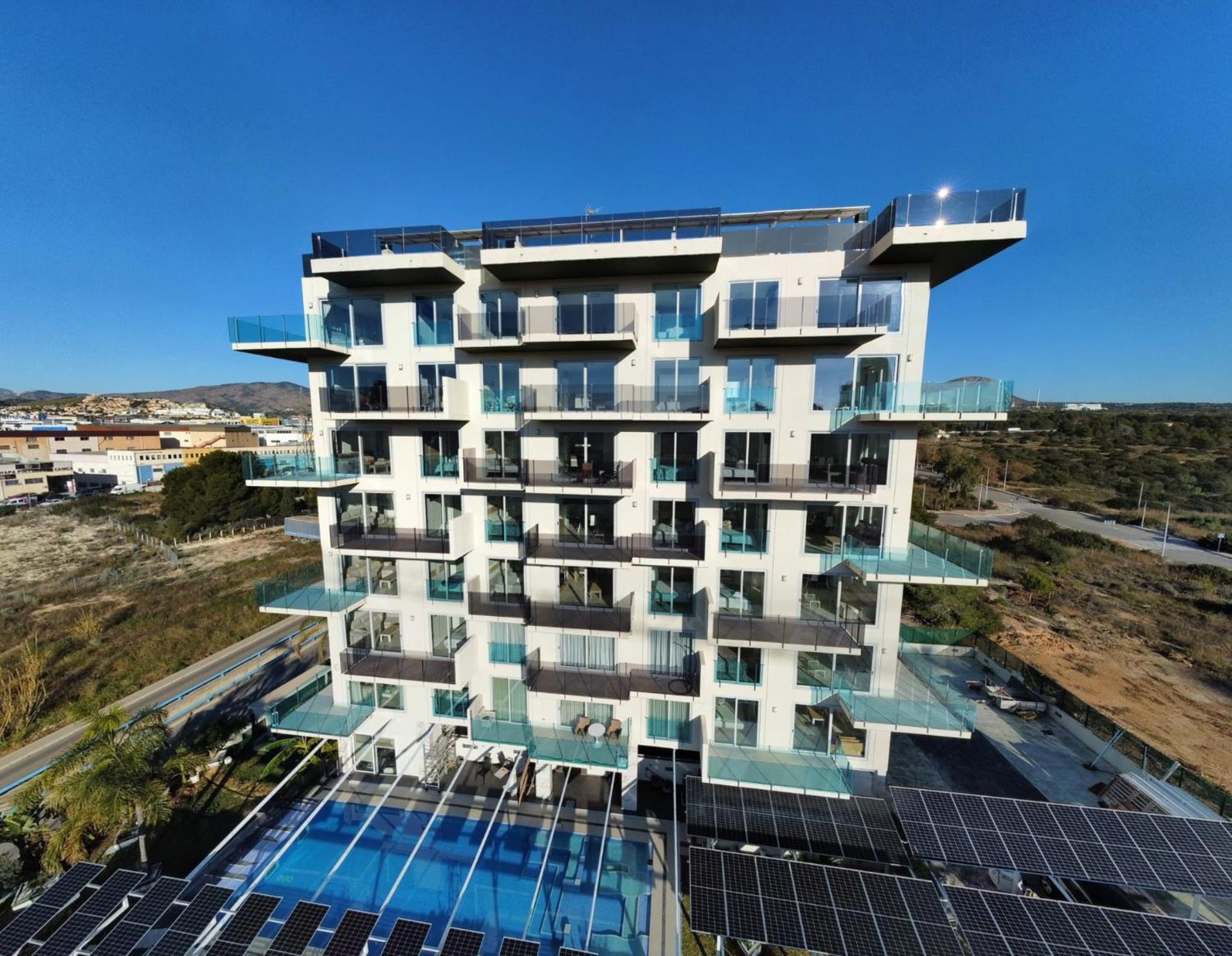 Hotel APARTAMENTOS OASIS DE LA CALA - Image 1