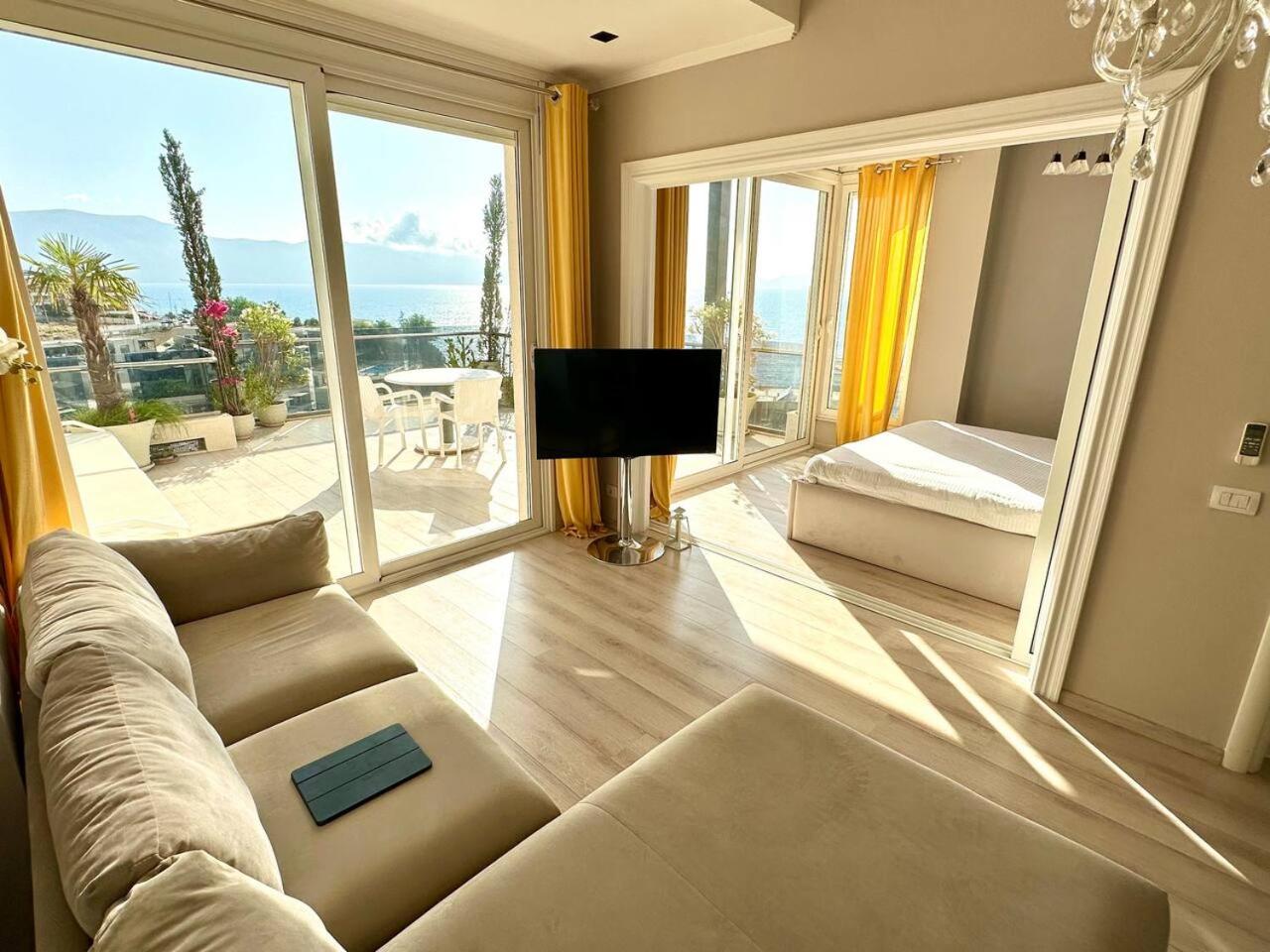 Sea View Apartment with Veranda