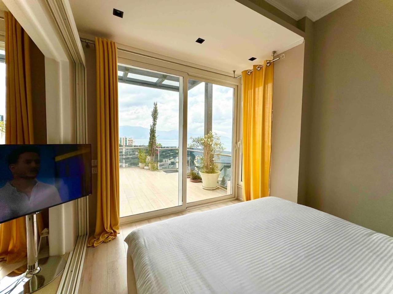 Sea View Apartment with Veranda