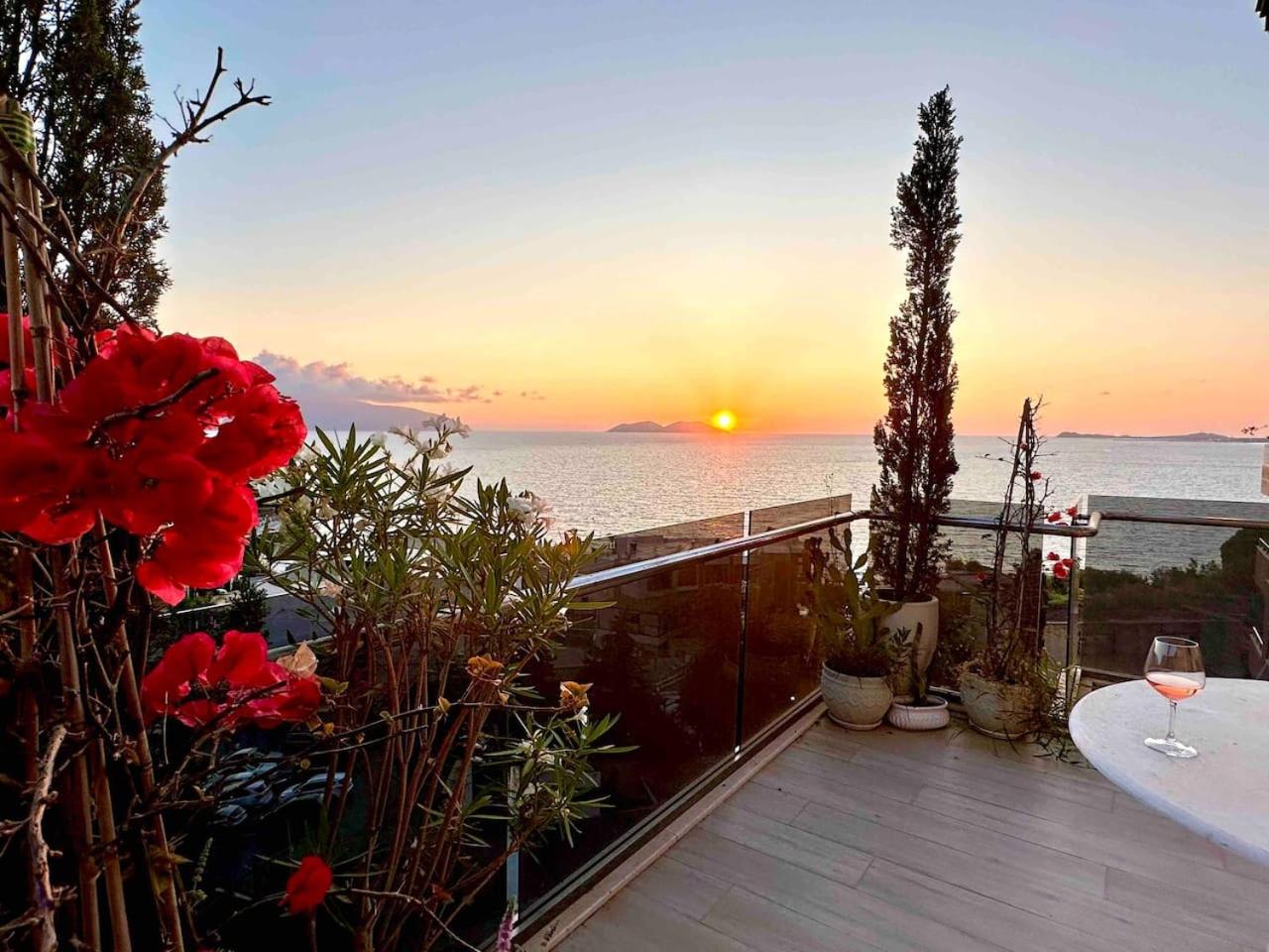 Sea View Apartment with Veranda