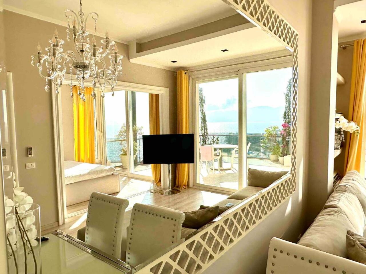 Sea View Apartment with Veranda