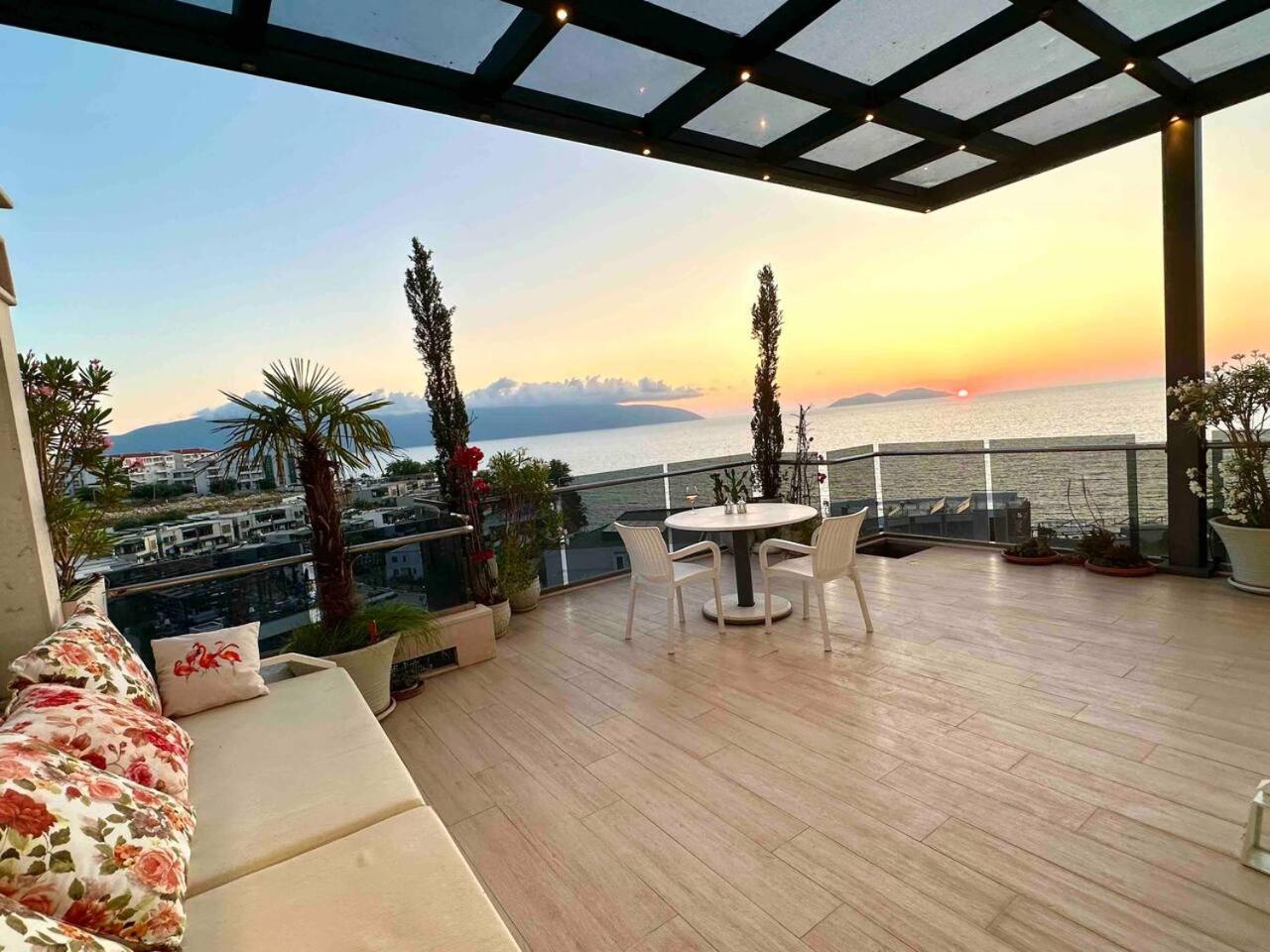 Sea View Apartment with Veranda