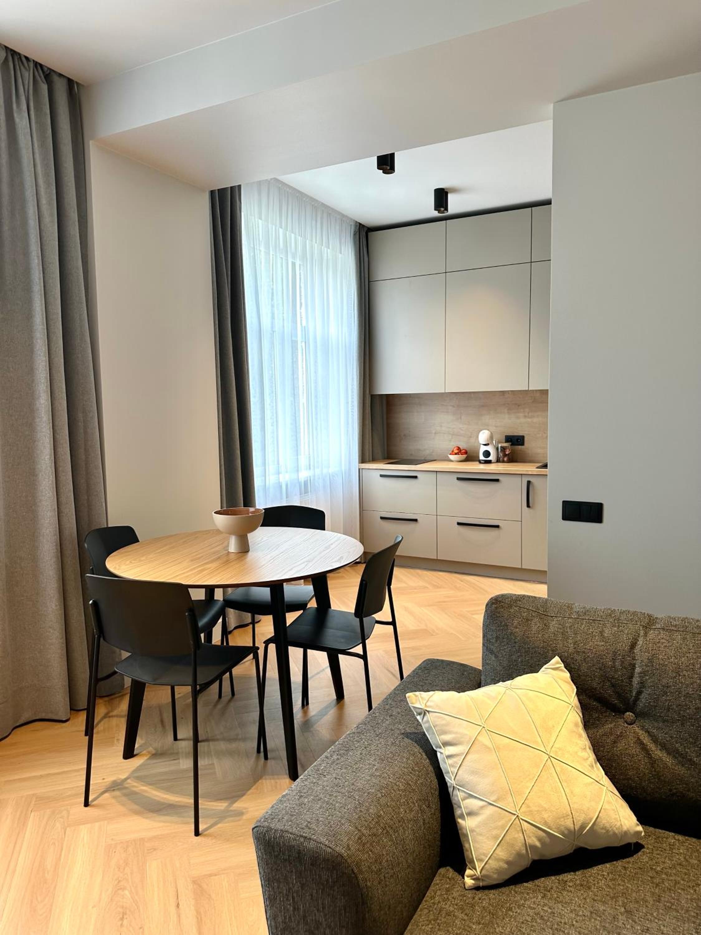 Silver Apartment