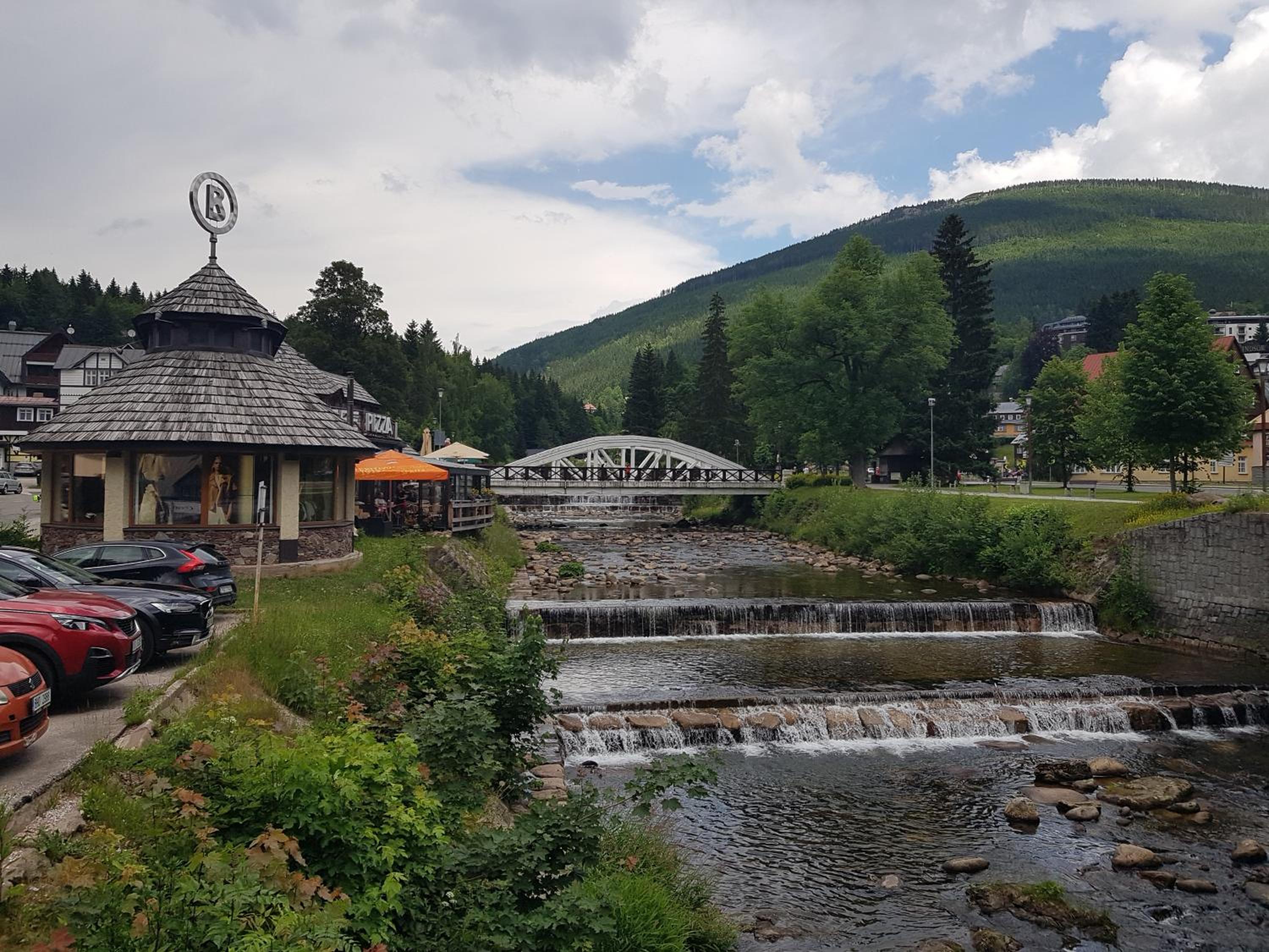 Alpina Špindl u Hromovky SKI IN&OUT