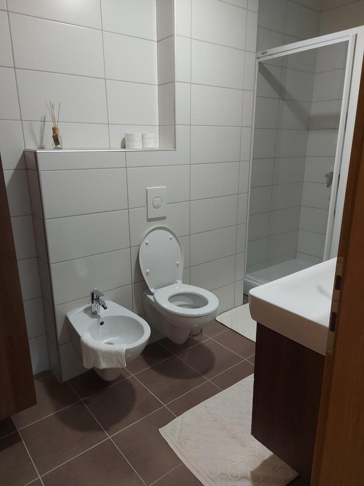 Good Vibes