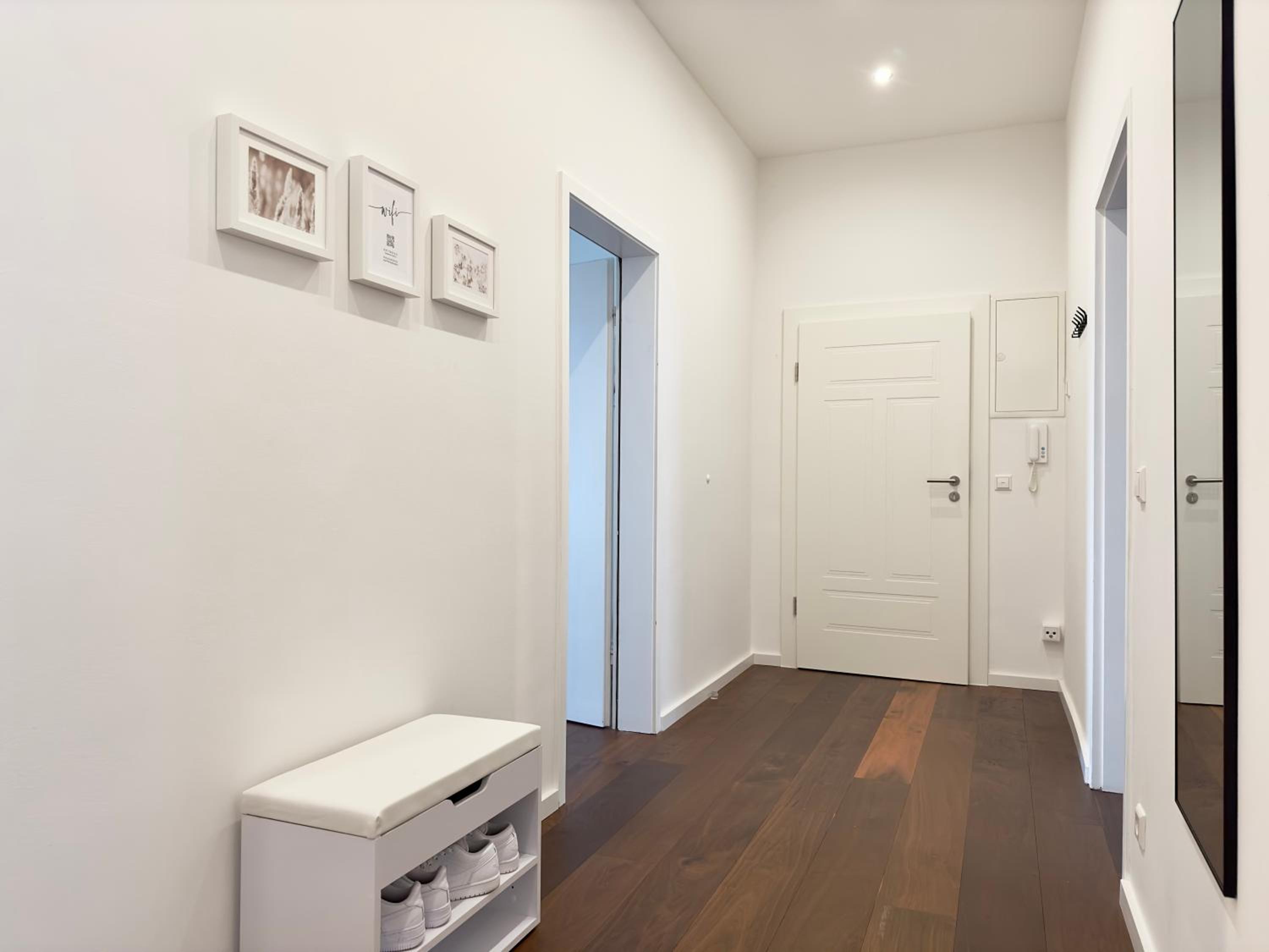 MyStay: Zentral I Design I Prime I Gäste WC
