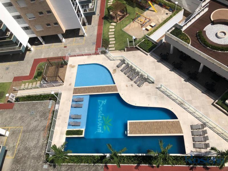 Apartamento amplo e bem decorado