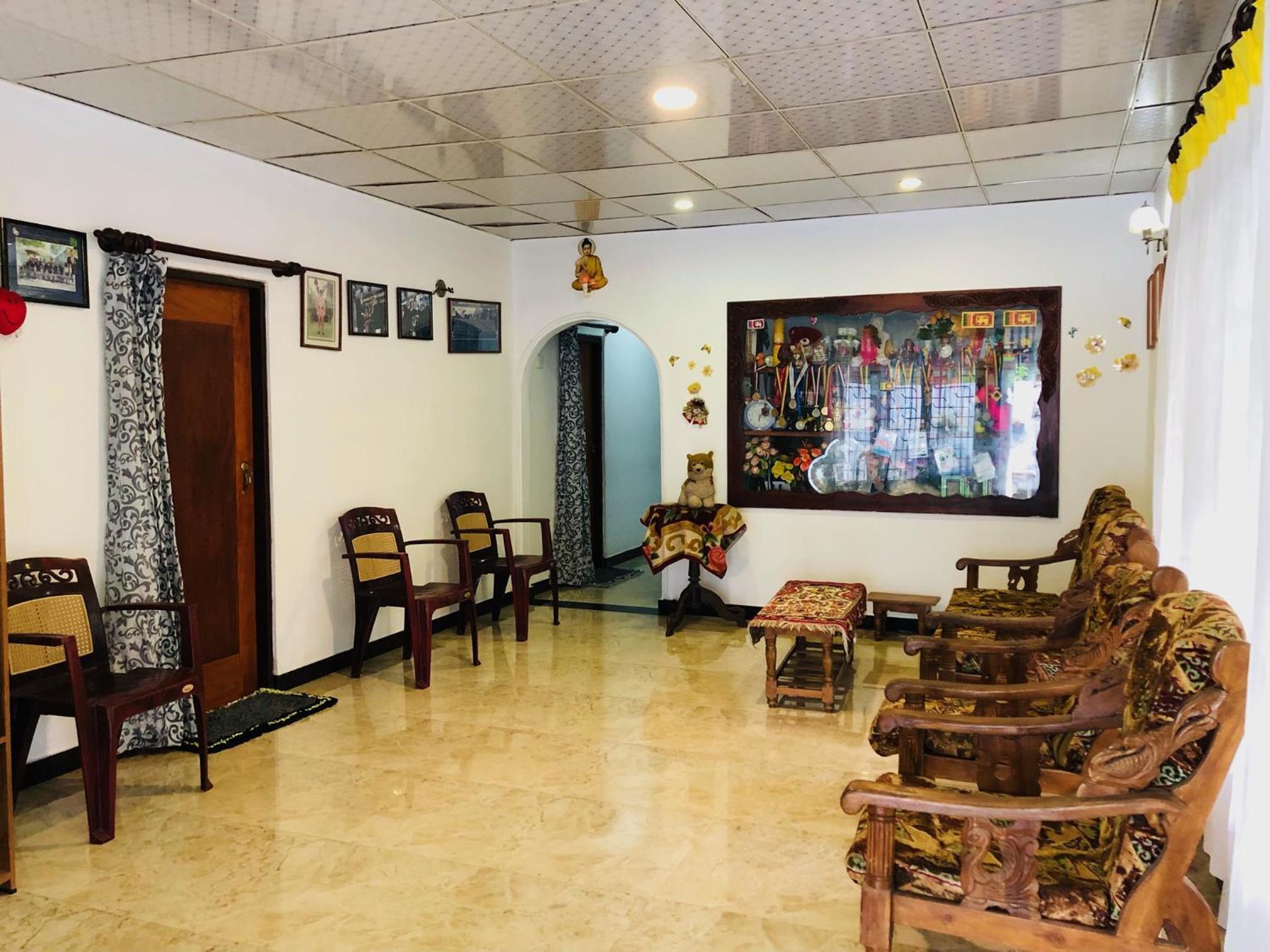 Saki Villa, boat tours & sea food with rotti