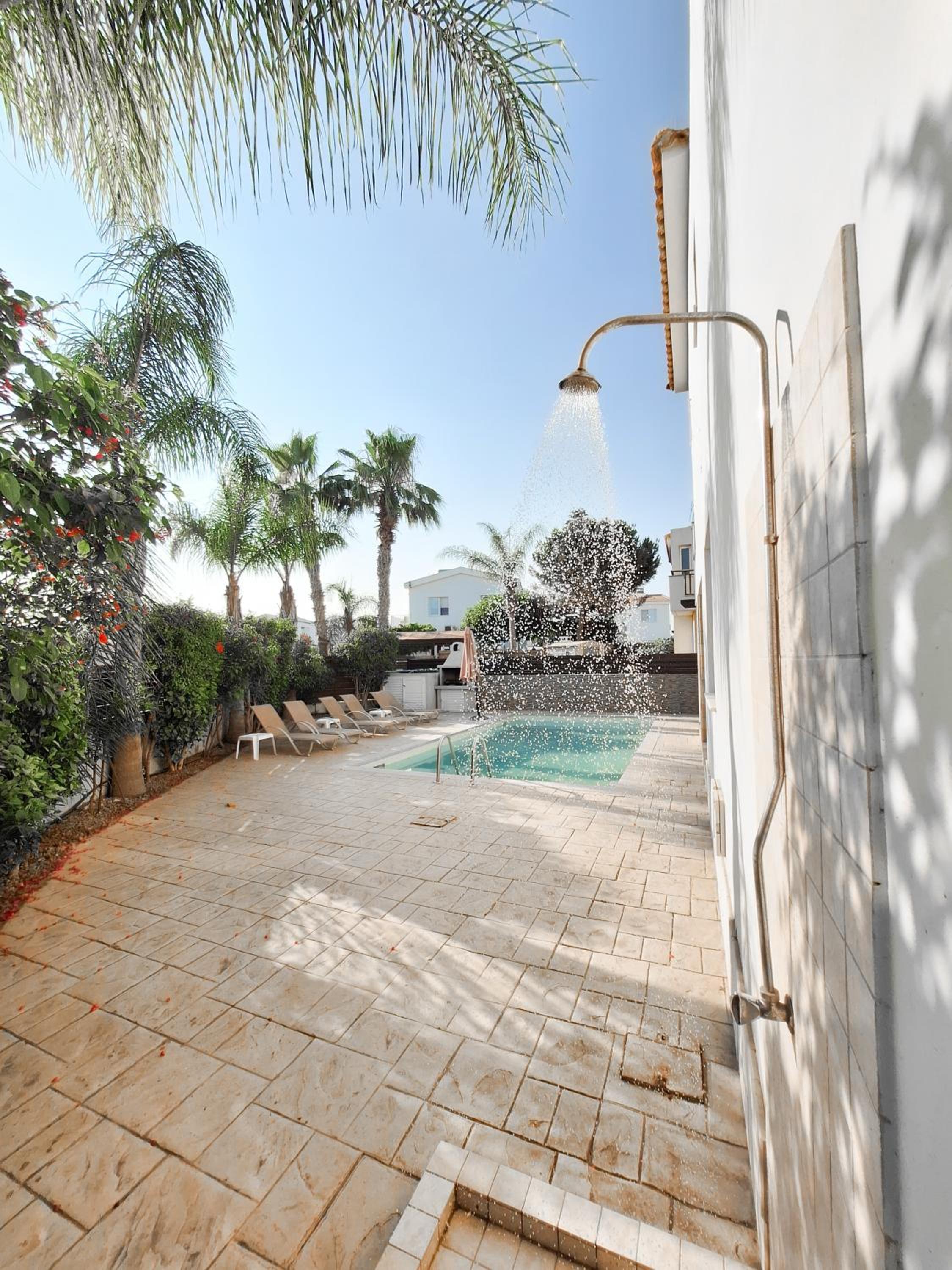 Villa Lynn Chill Out Seaview