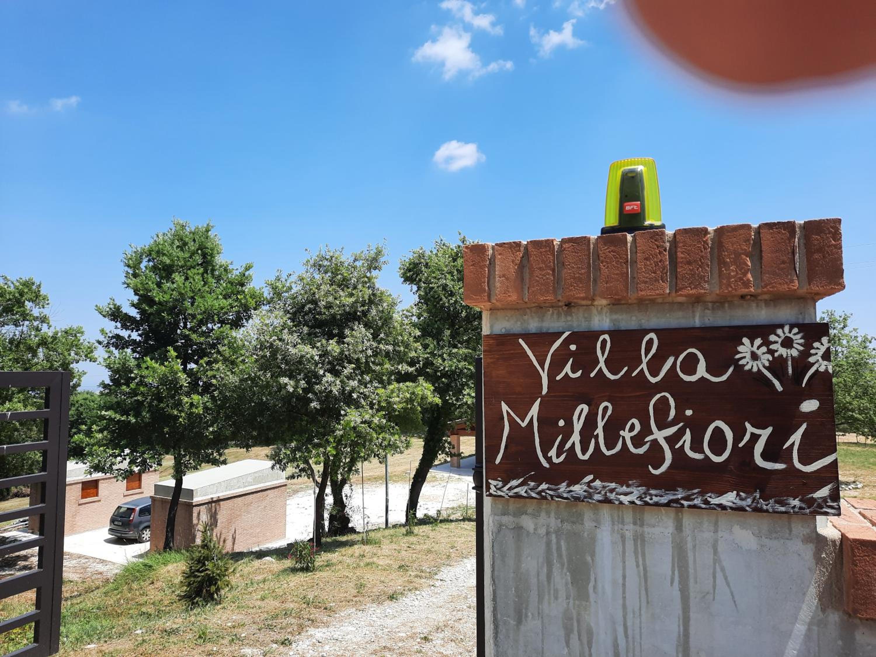 VILLA MILLEFIORI