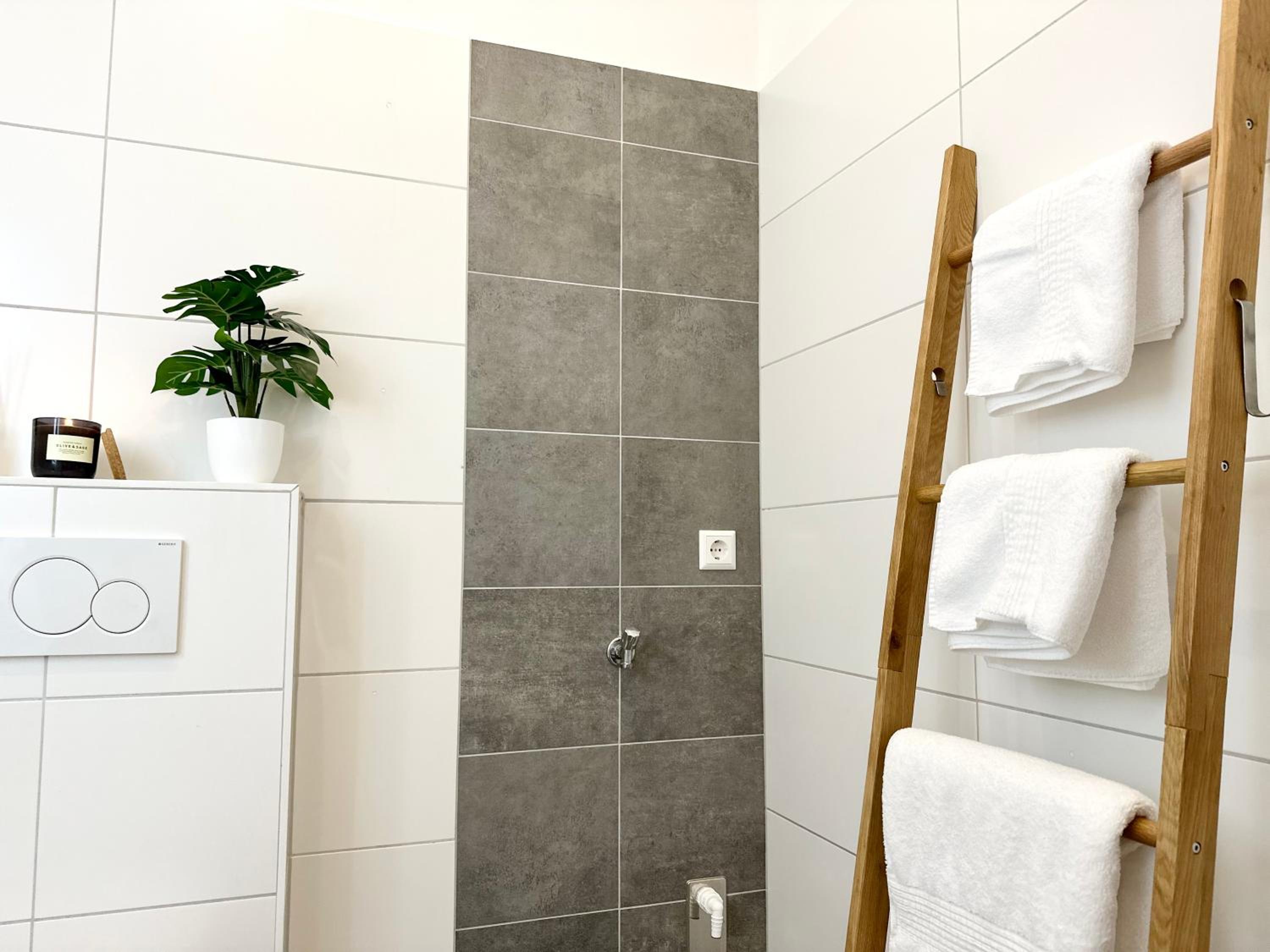 MyStay: Zentral I Design I Prime I Gäste WC