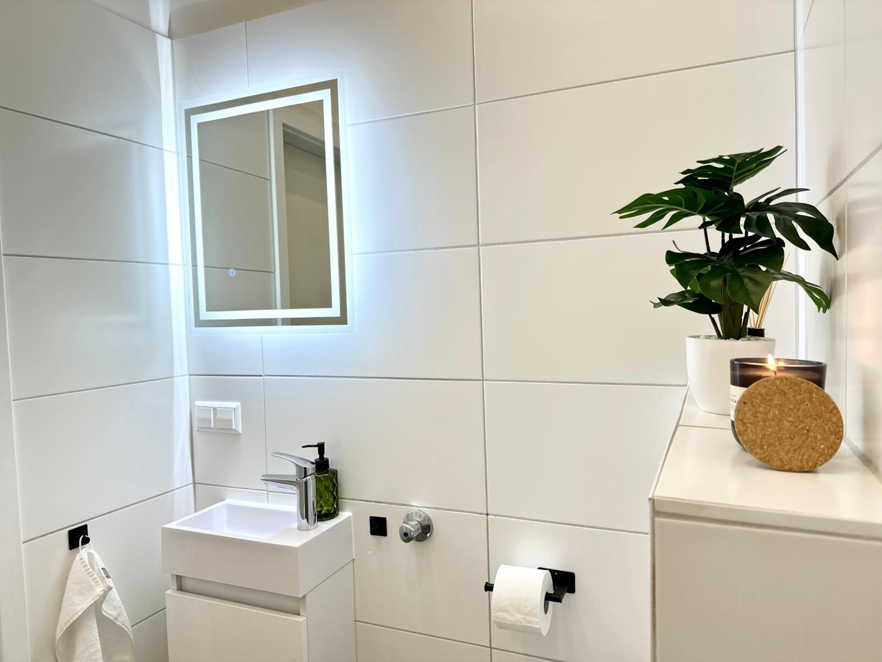MyStay: Zentral I Design I Prime I Gäste WC