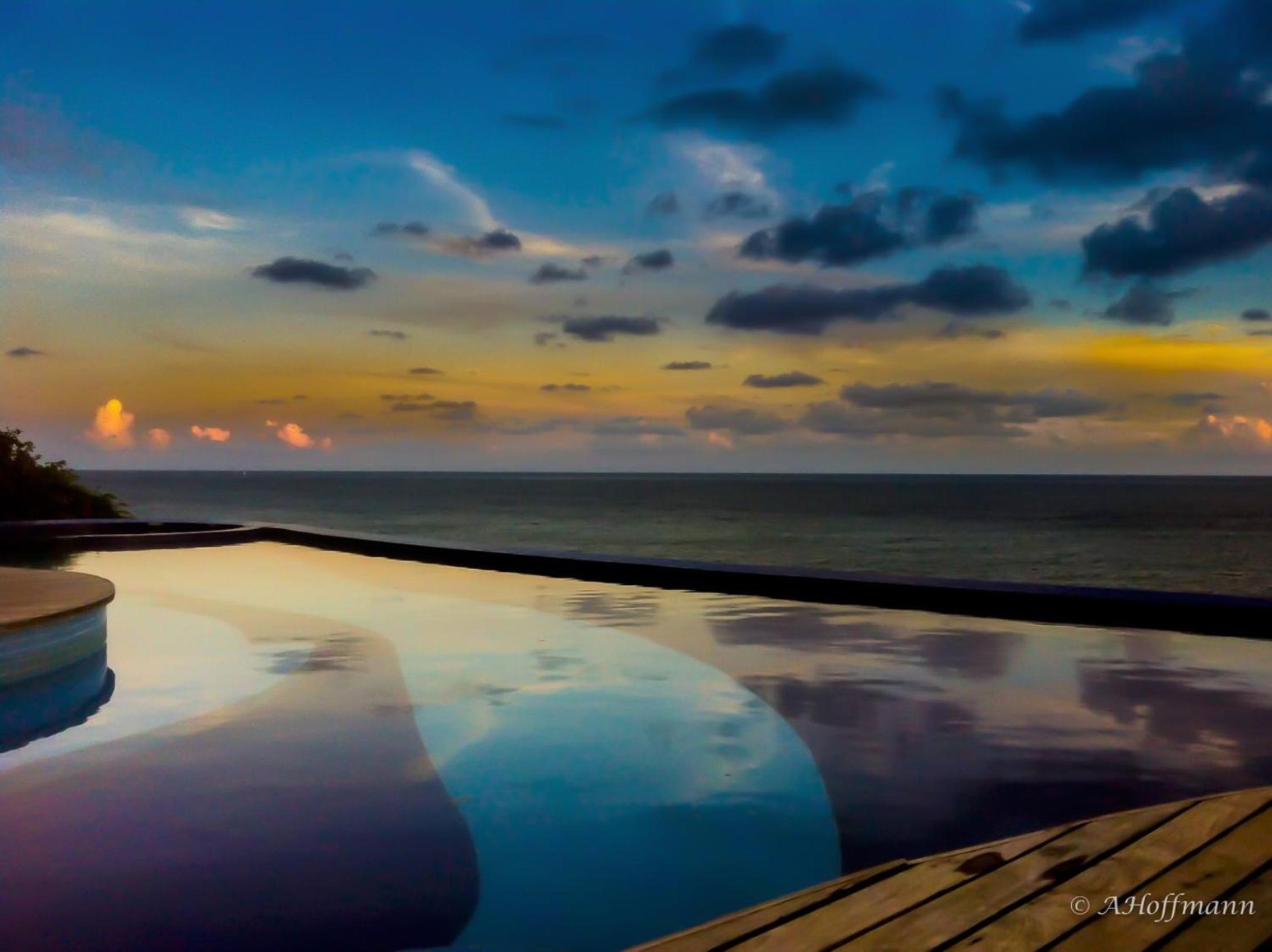 Apartamento-Cobertura de Luxo Vista Mar em Salvador