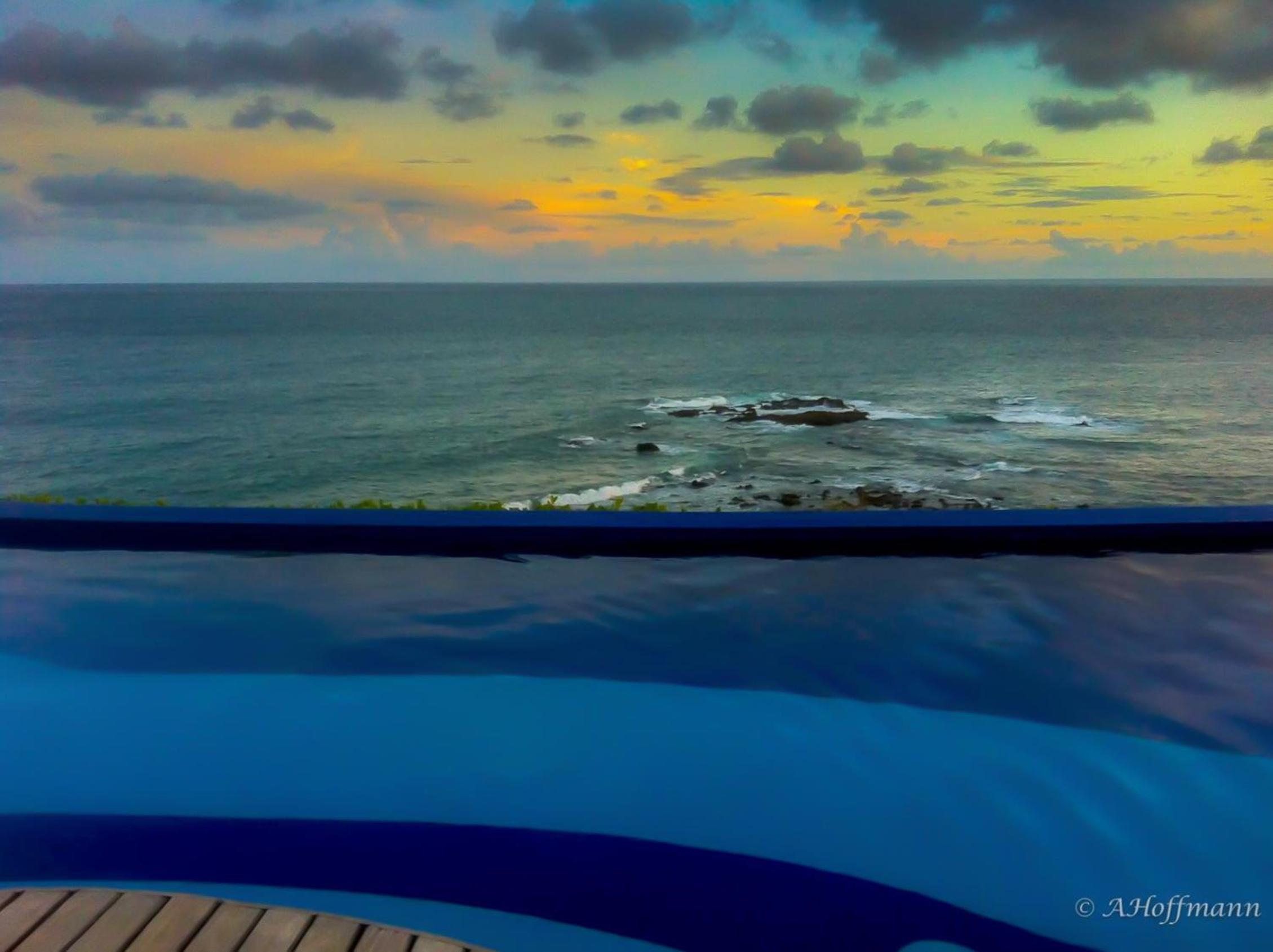 Apartamento-Cobertura de Luxo Vista Mar em Salvador