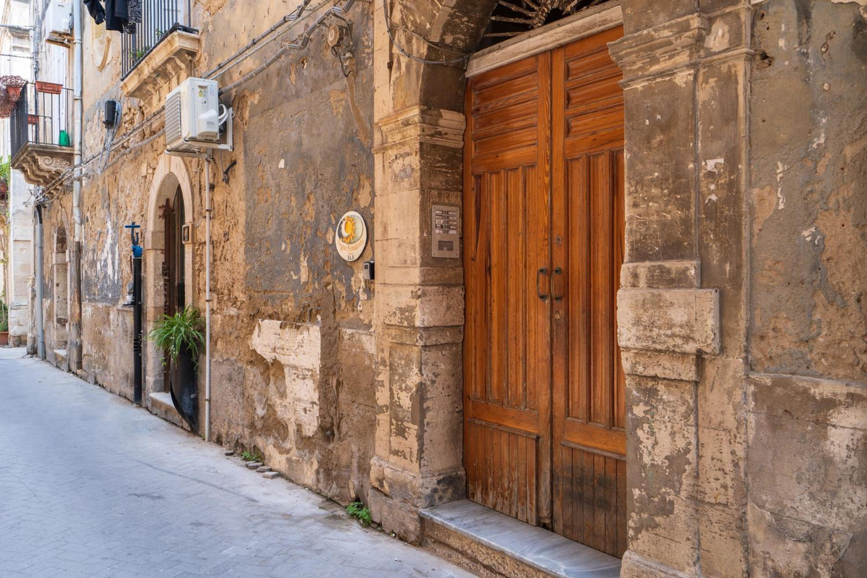 HOTIDAY Ortigia Opera view 2
