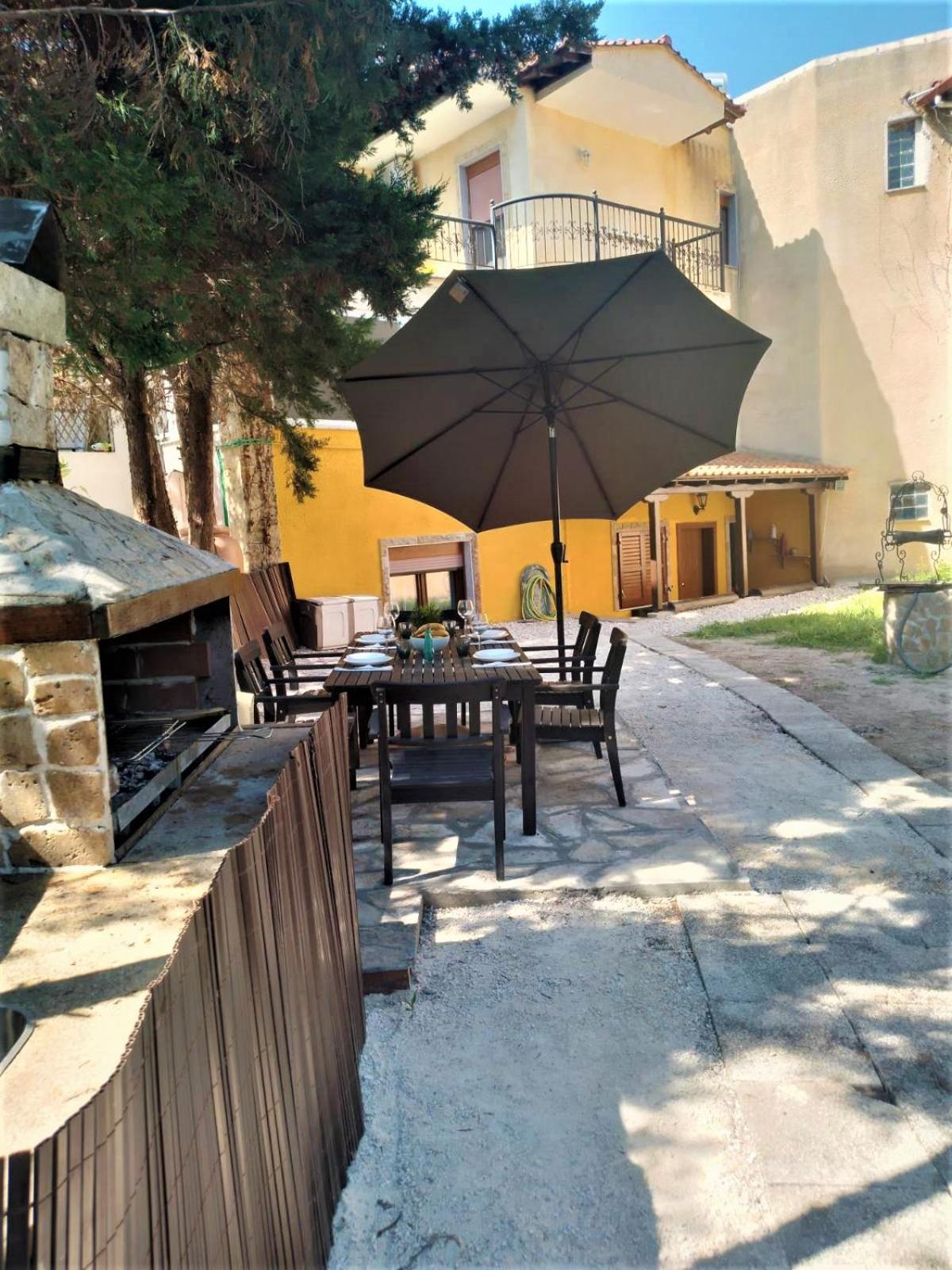 KONSTANTINOS VOURVOUROU APARTMENT