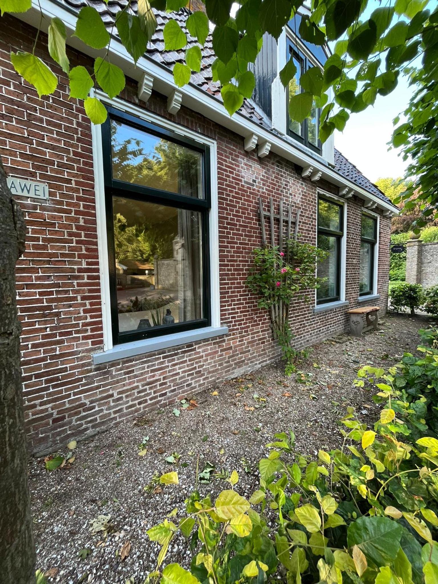Bed and Breakfast Stinzenflora