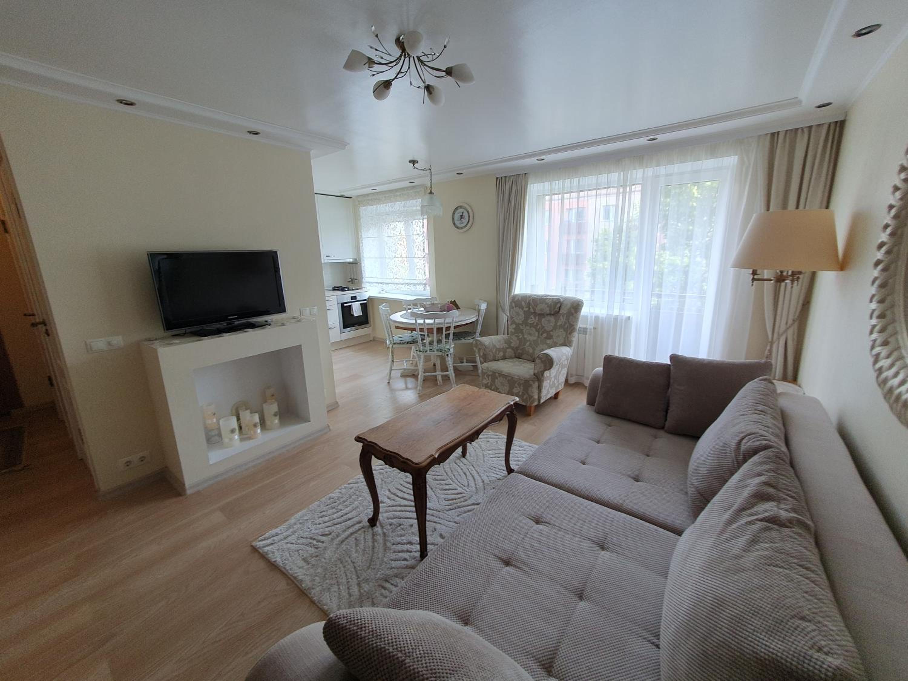 Cozy centre apartment KKE view 2