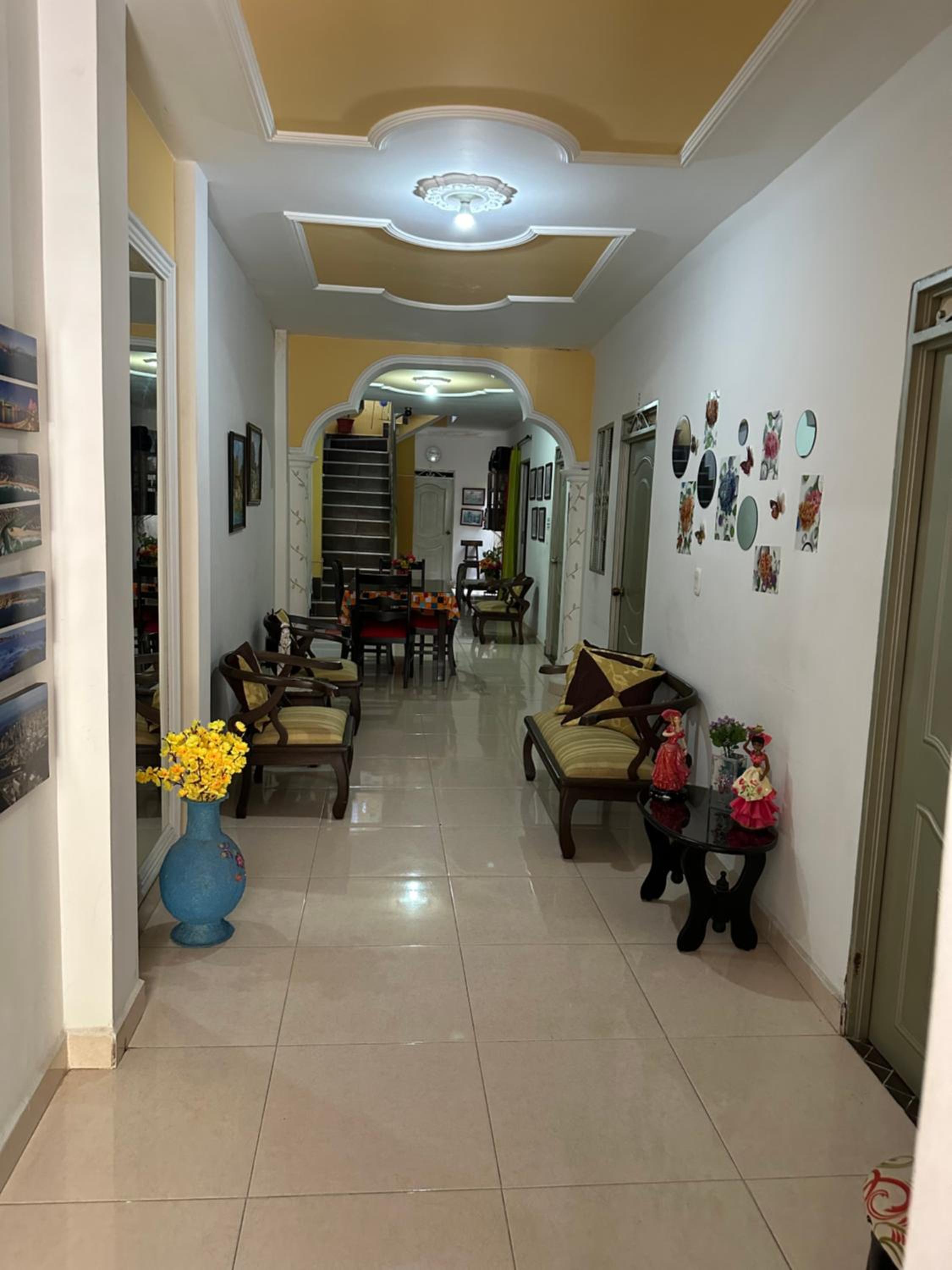 LAS CAMELIAS APARTAHOTEL - La Virginia Risaralda