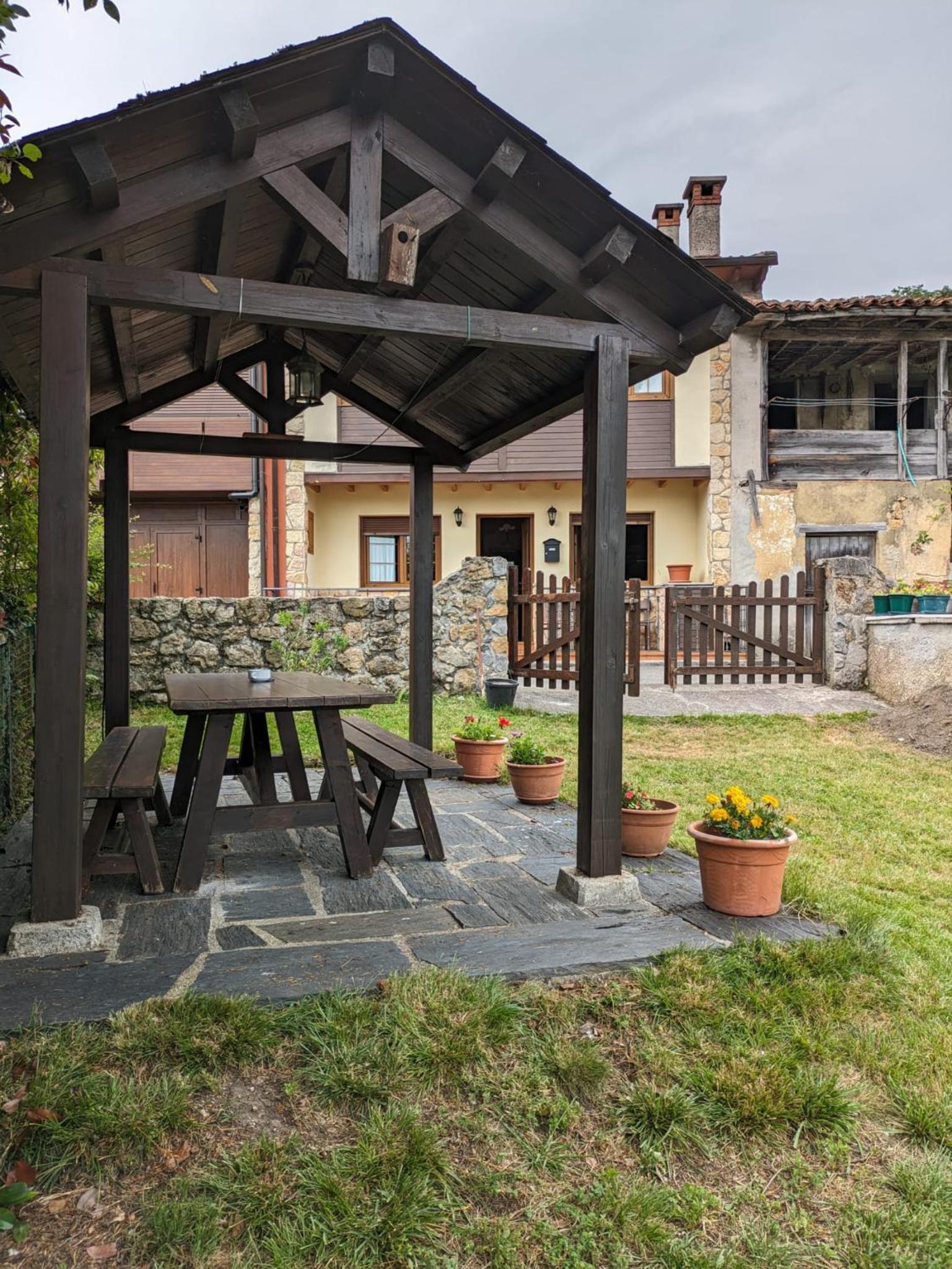 CASA LUISA Biedes, Piloña