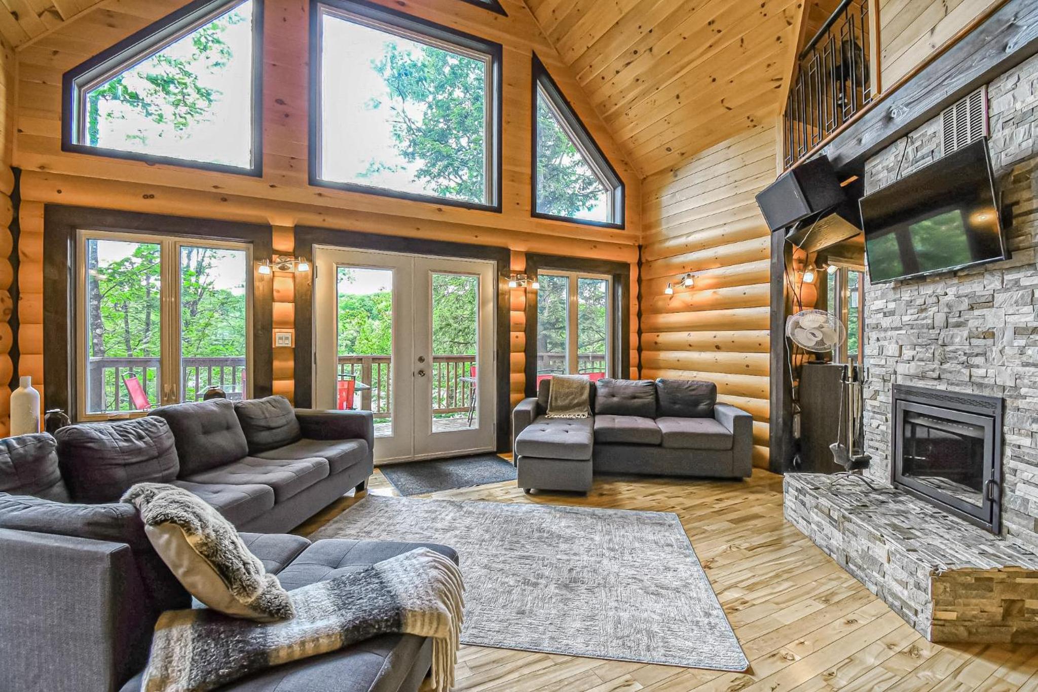 Brown Bear Lodge