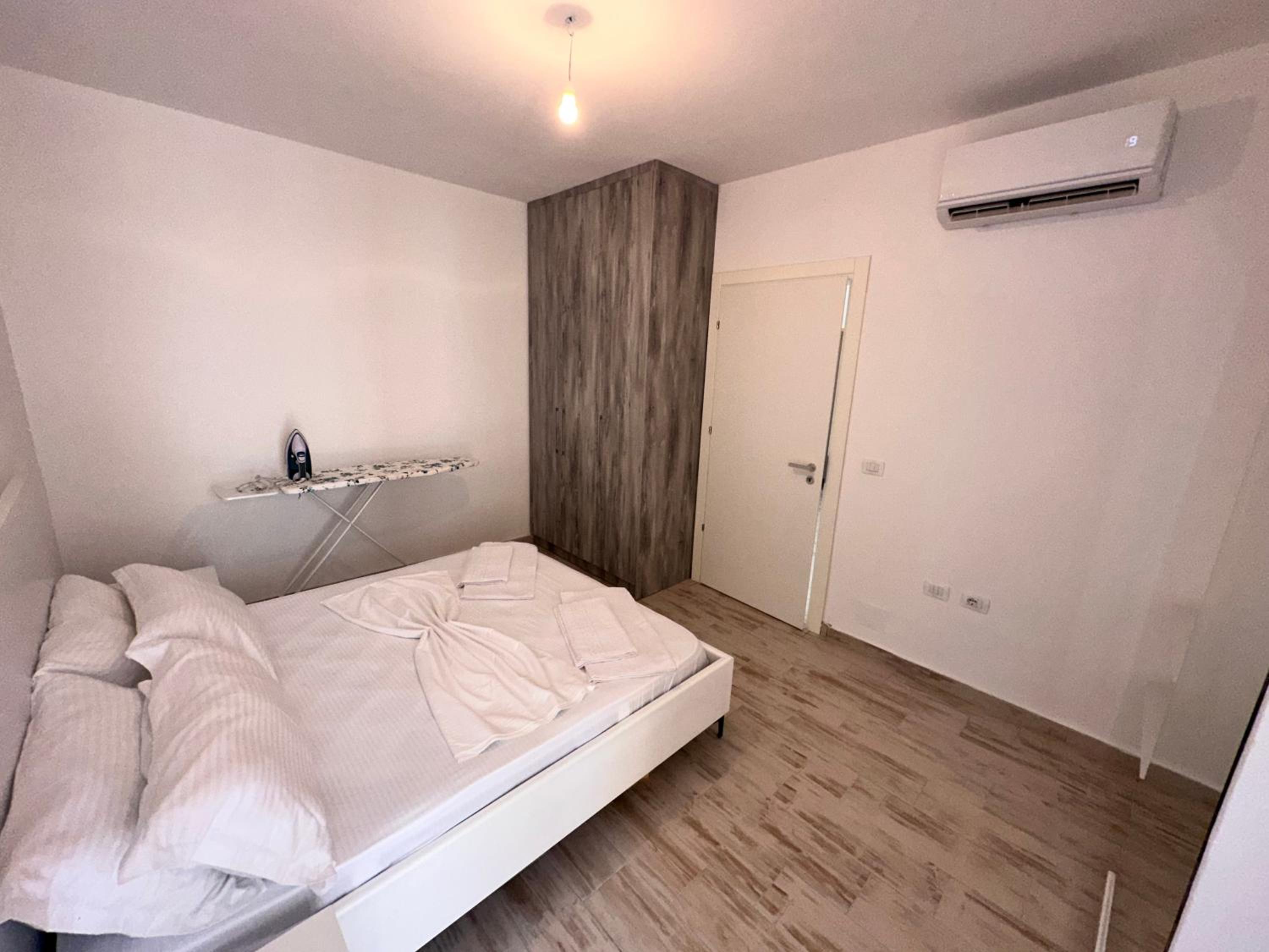 JEET Apartments Shengjin Beach