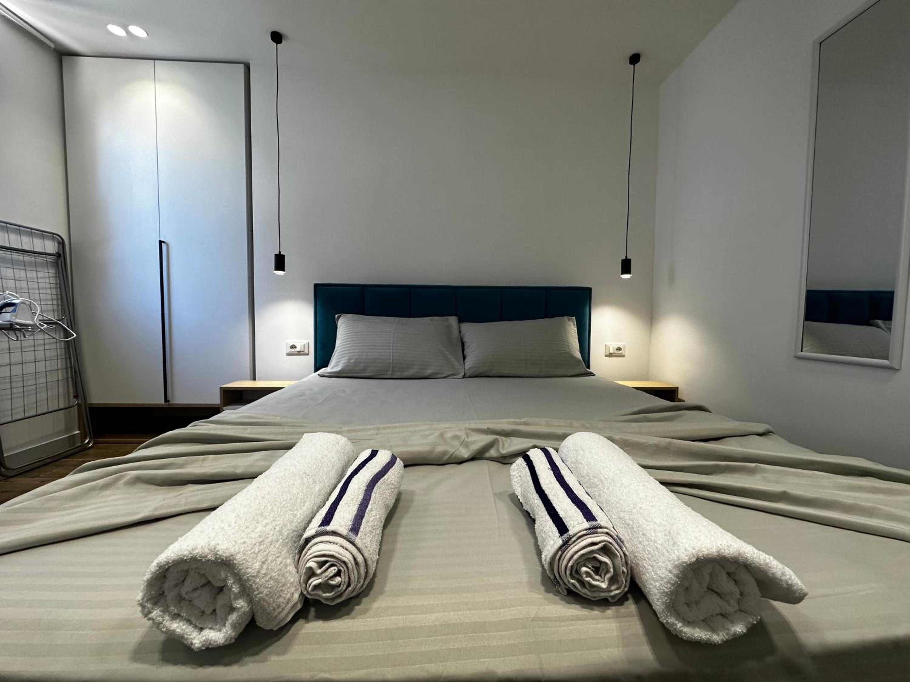 Alvi Apartment