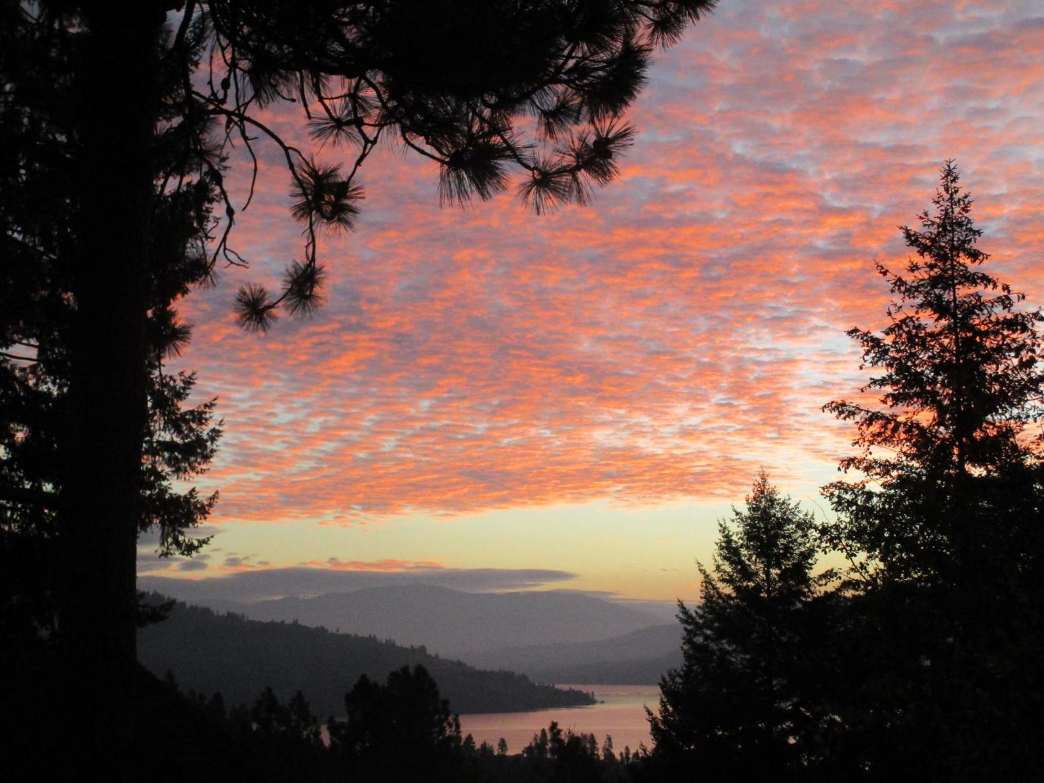 Okanagan Lake Sunrise BB