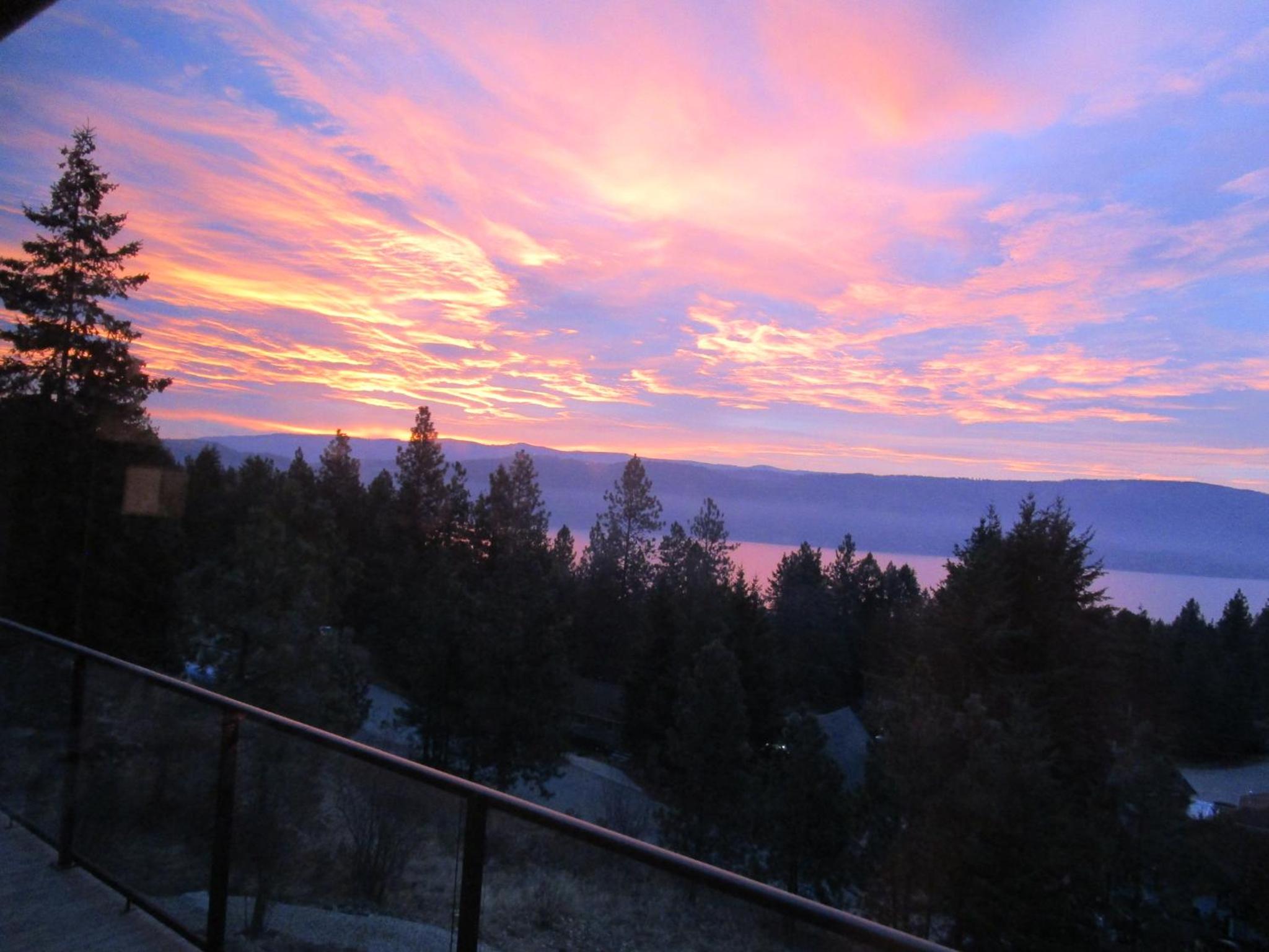 Okanagan Lake Sunrise BB
