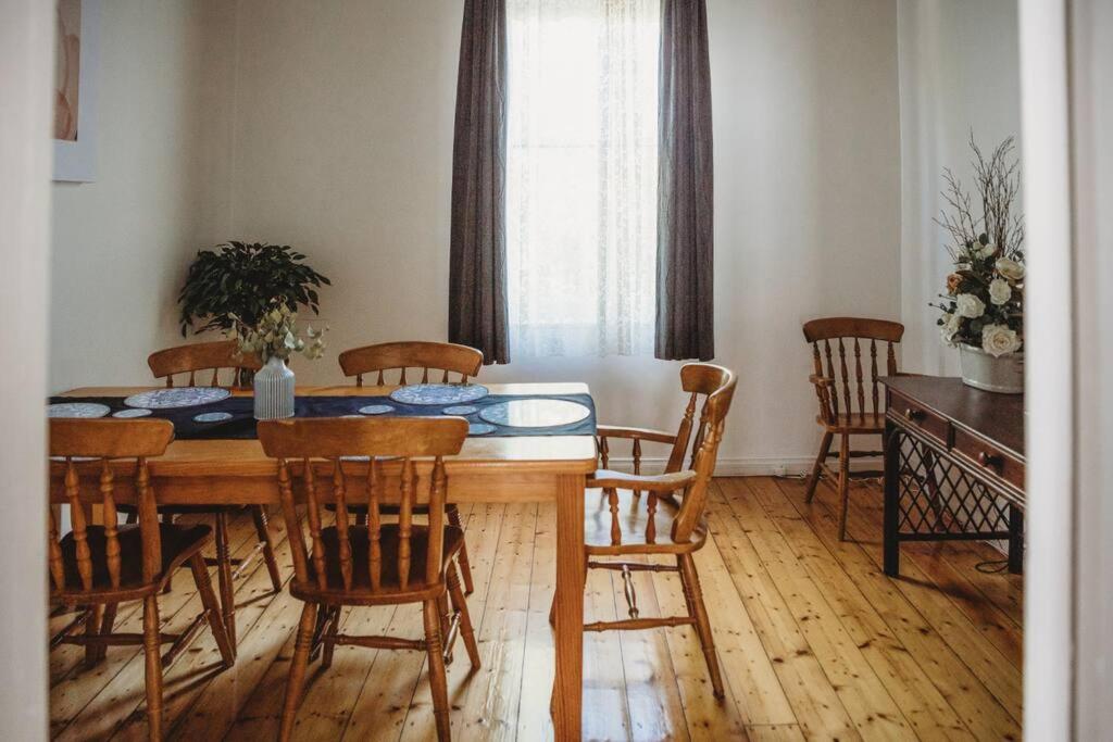 Hargreaves Cottage - close to CBD